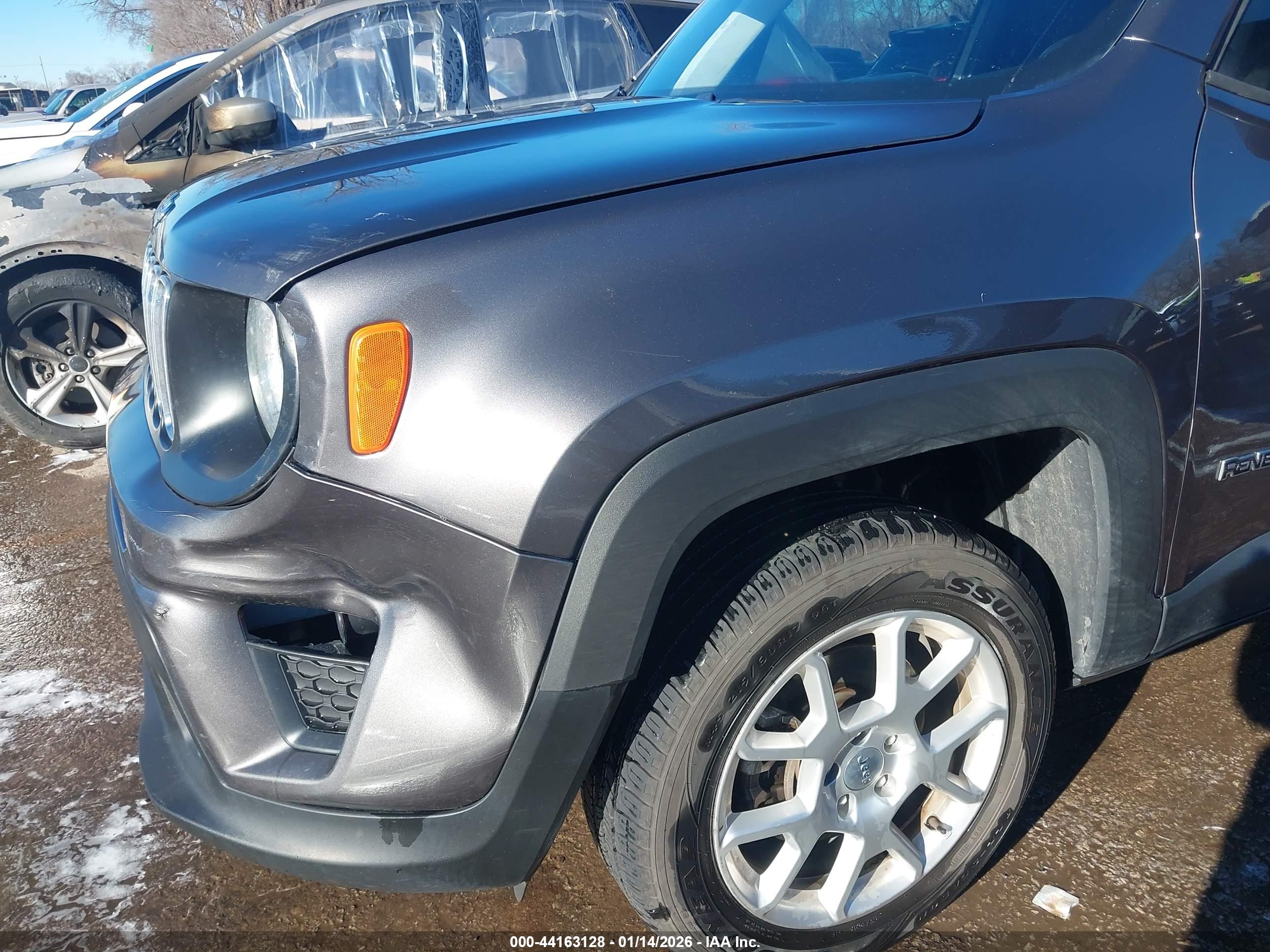 JEEP RENEGADE image 6
