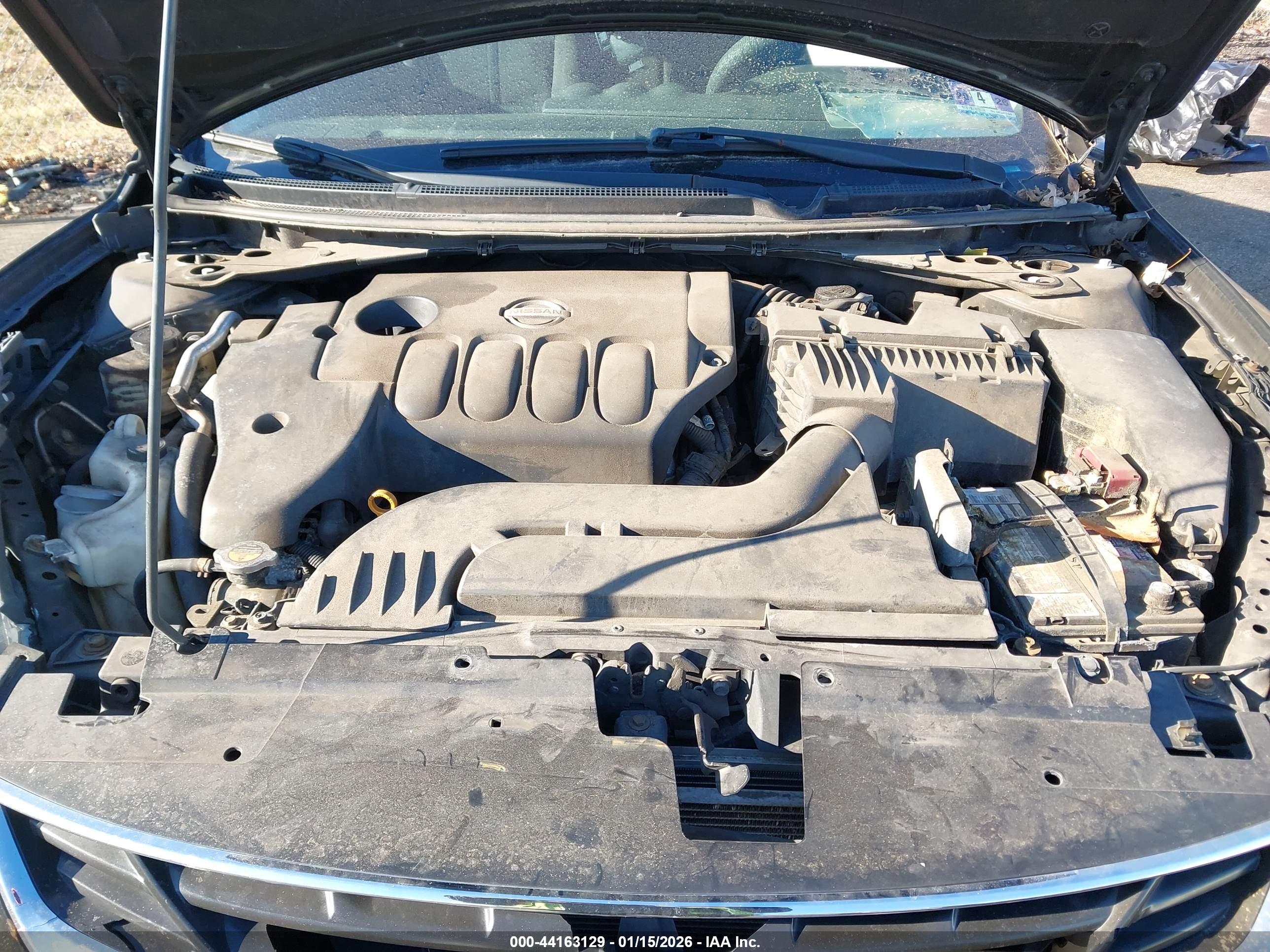 NISSAN ALTIMA image 10