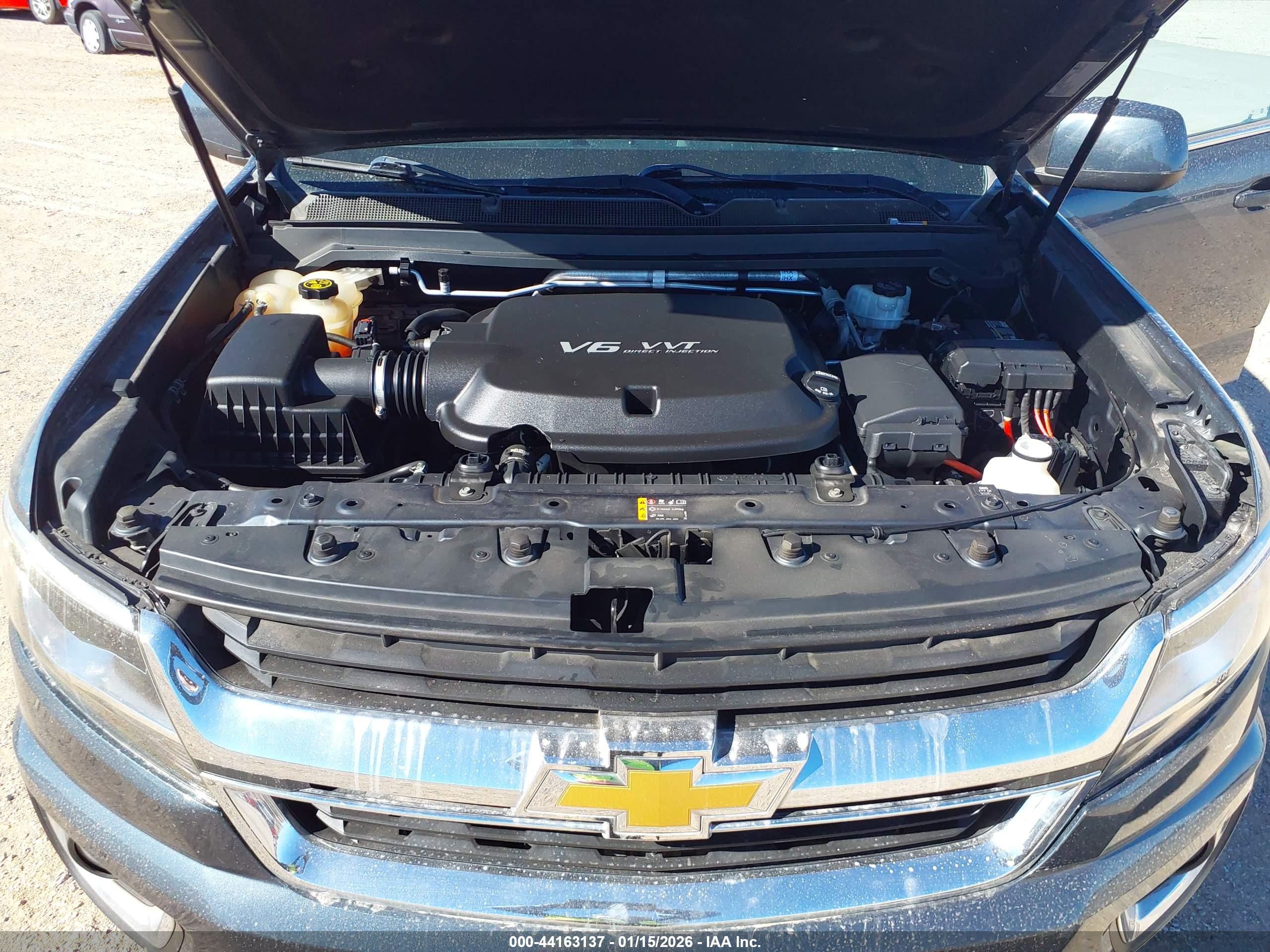CHEVROLET COLORADO image 10