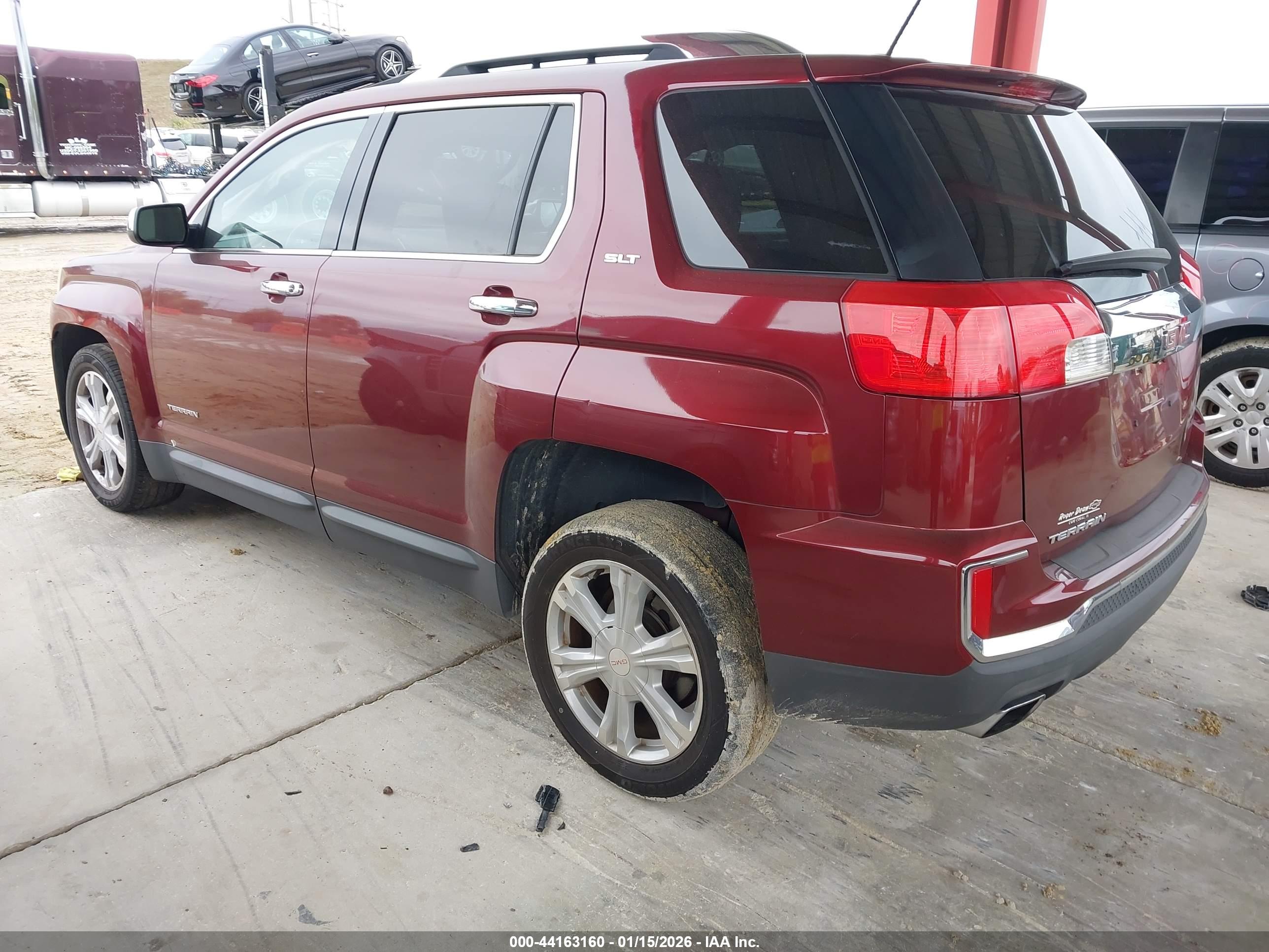 GMC TERRAIN image 3