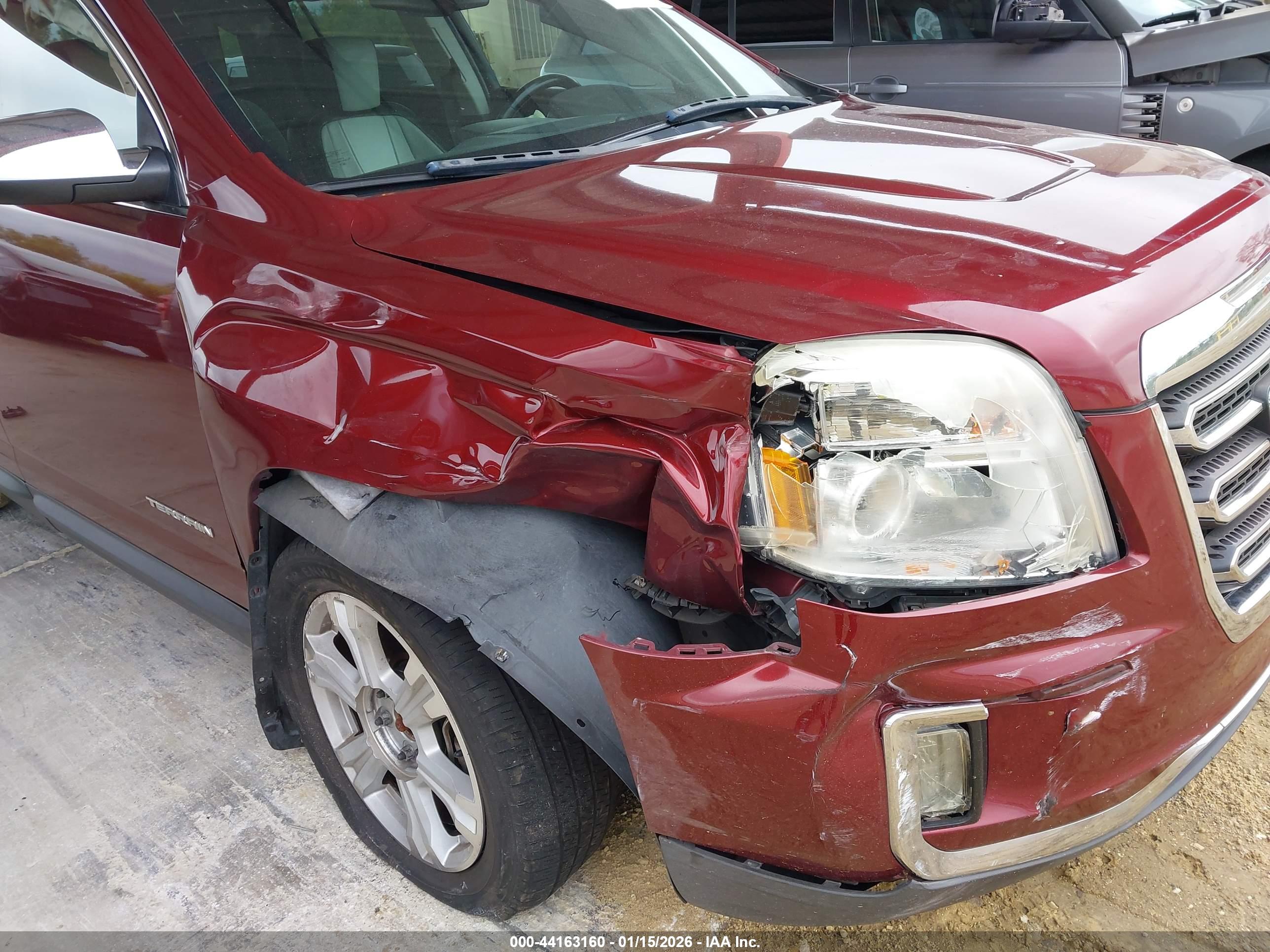 GMC TERRAIN image 6
