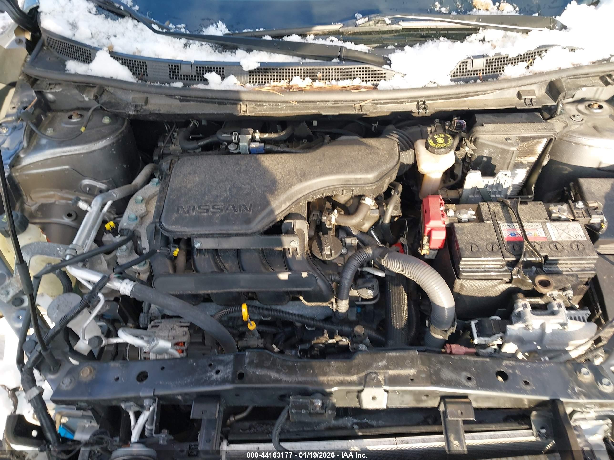 NISSAN ROGUE image 10