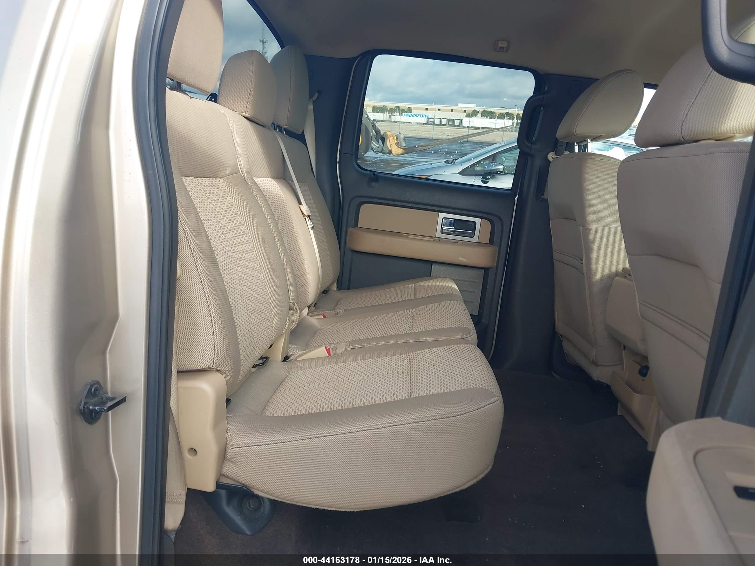 FORD F-150 image 8