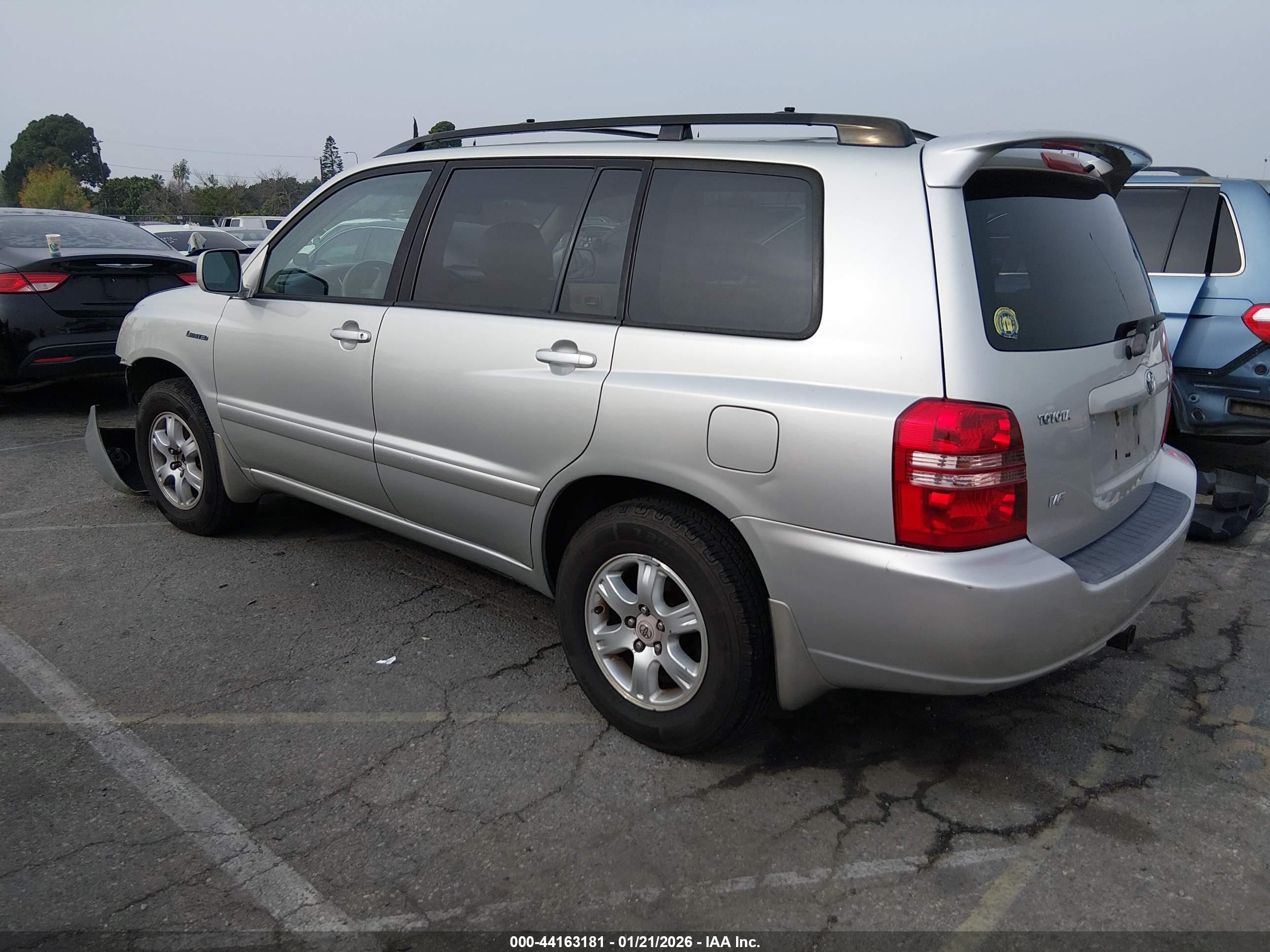 TOYOTA HIGHLANDER image 3