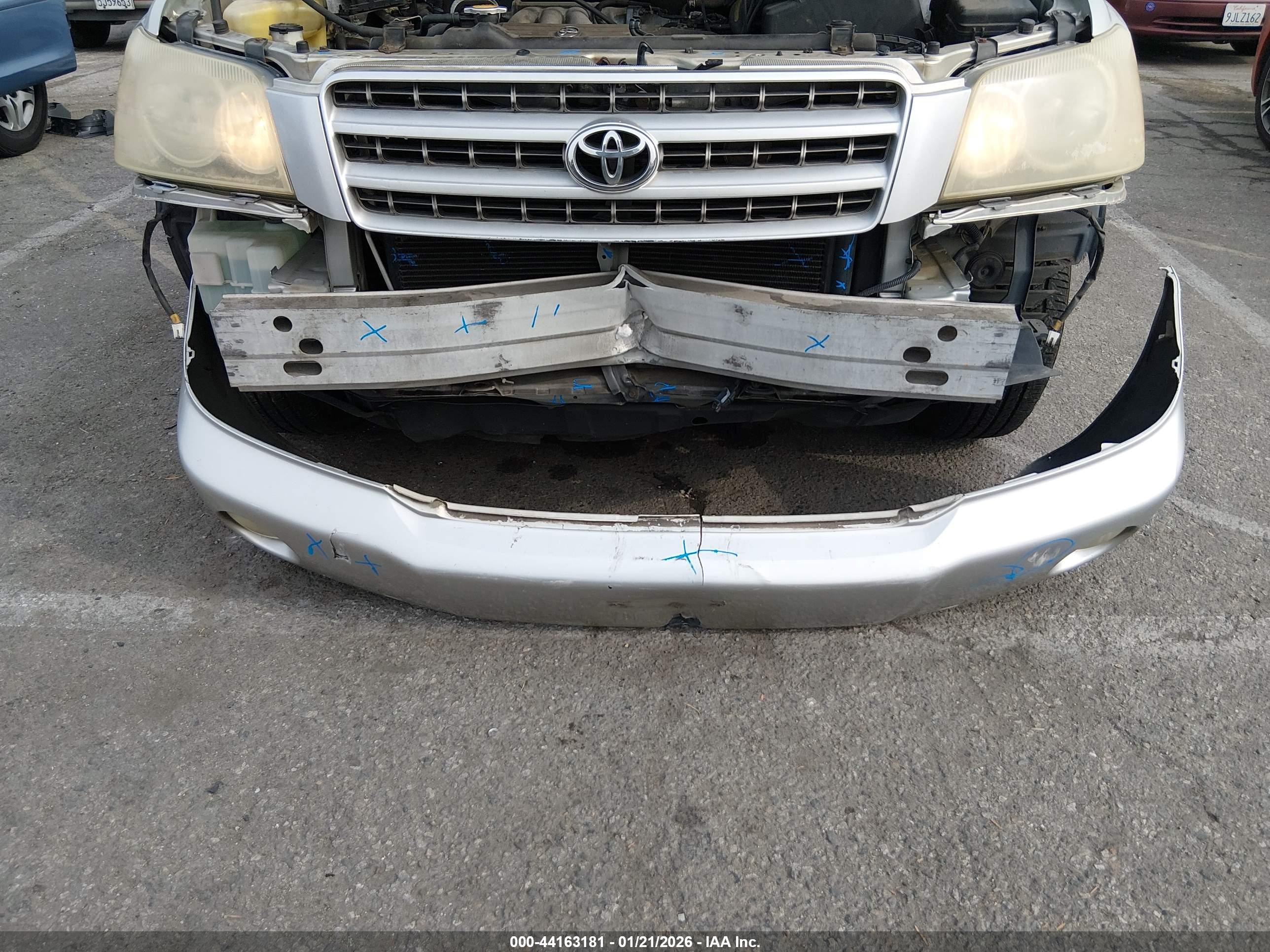 TOYOTA HIGHLANDER image 6