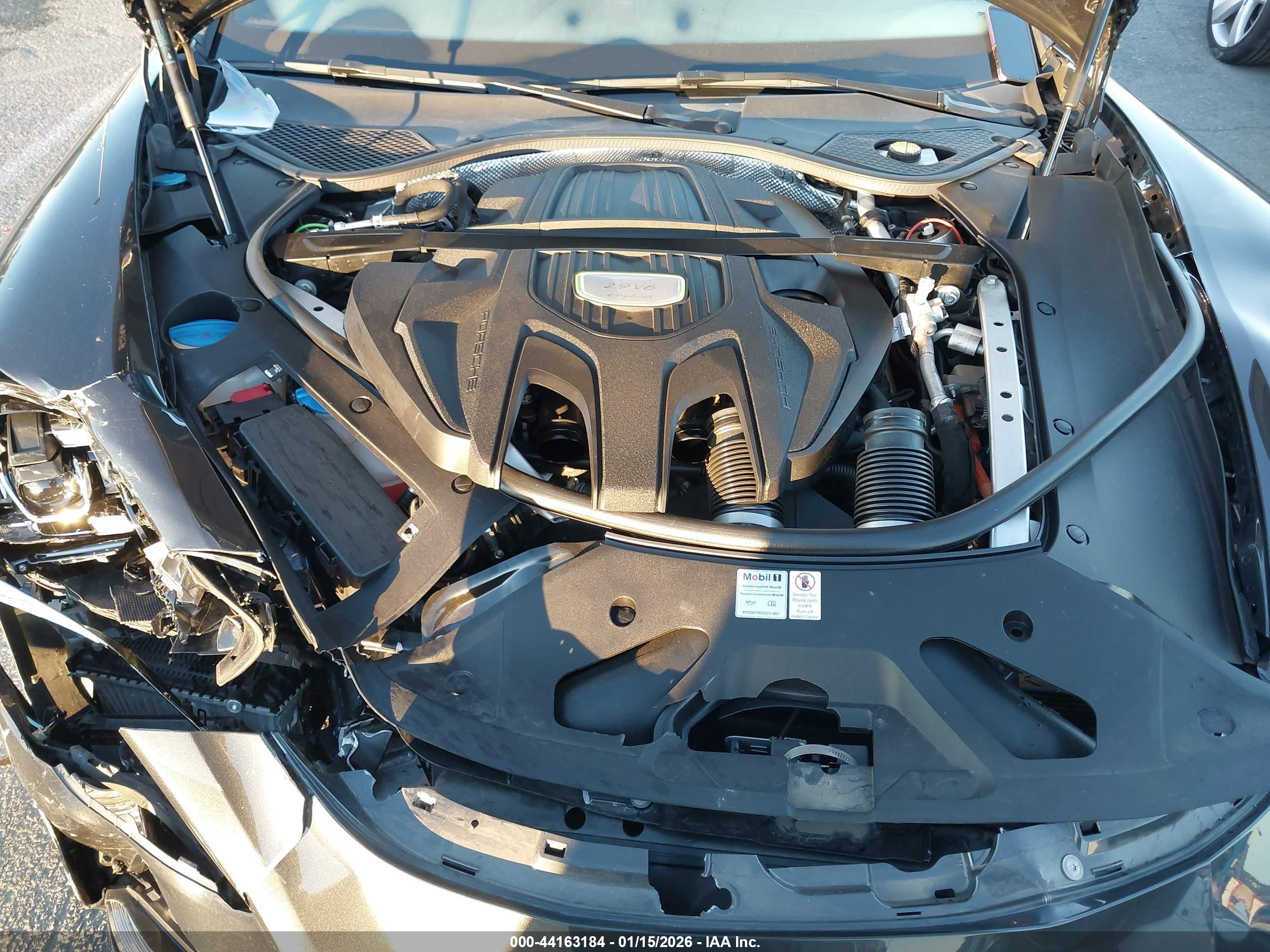 PORSCHE PANAMERA image 10