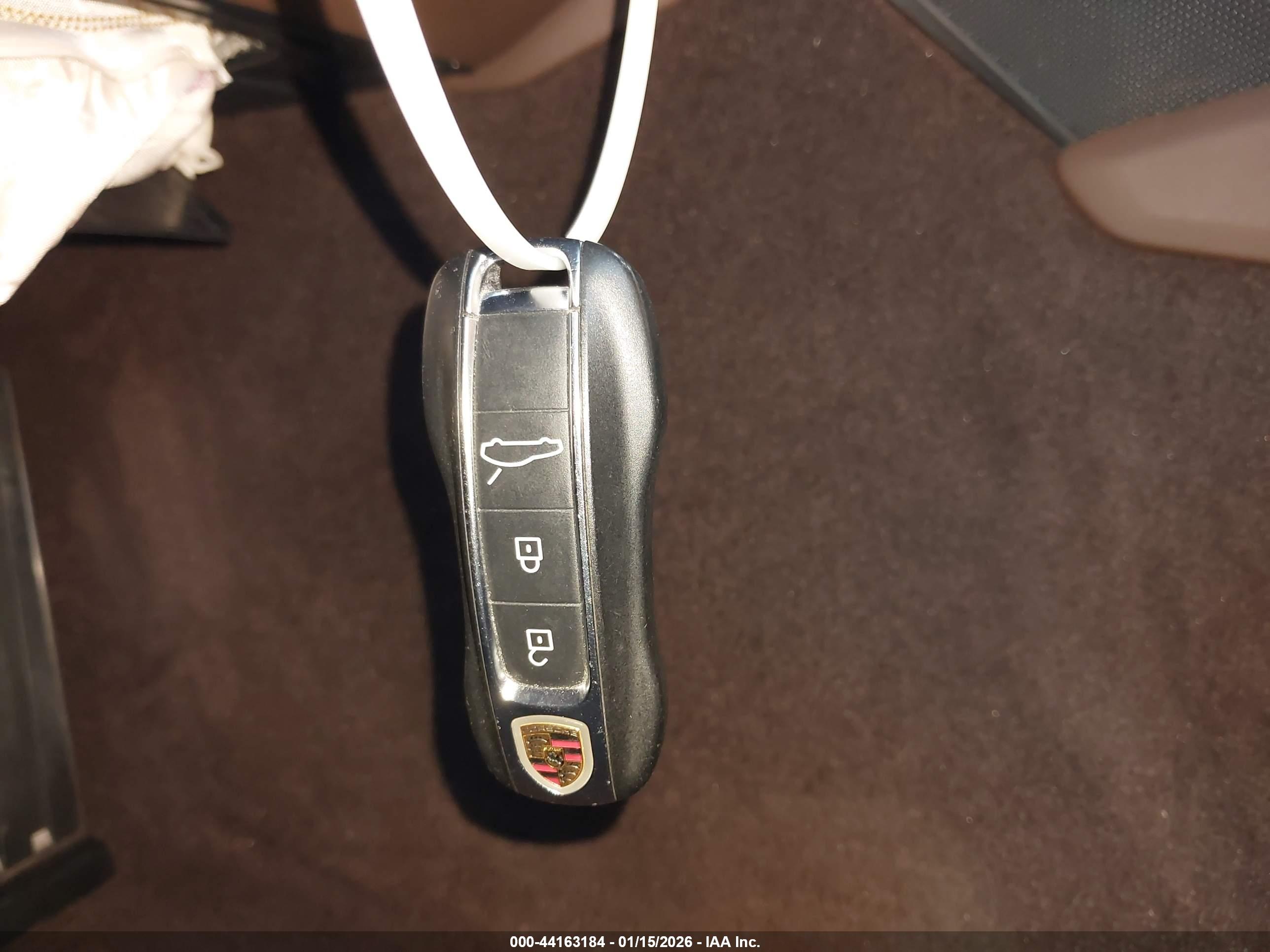 PORSCHE PANAMERA image 11