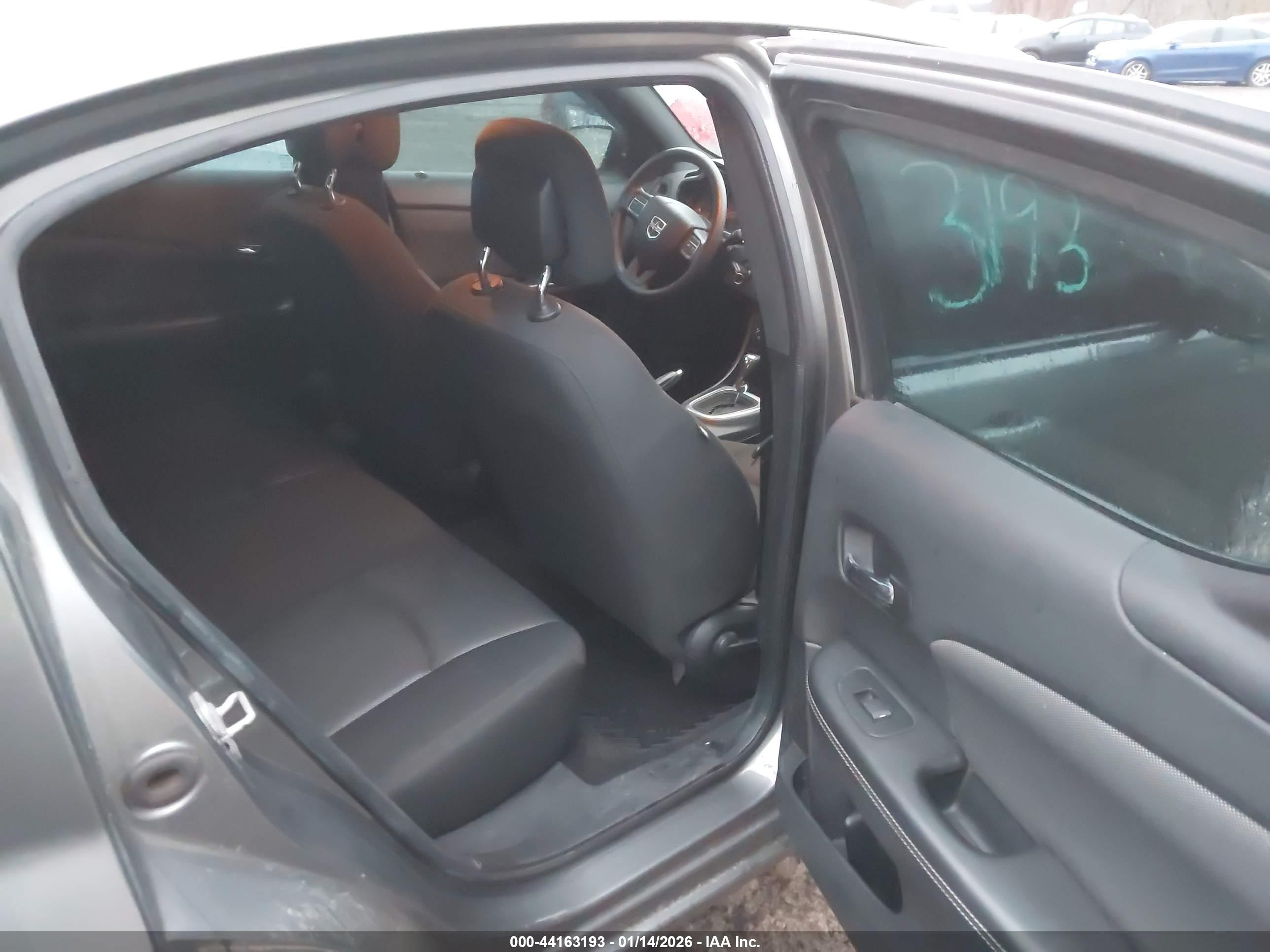 DODGE AVENGER image 8