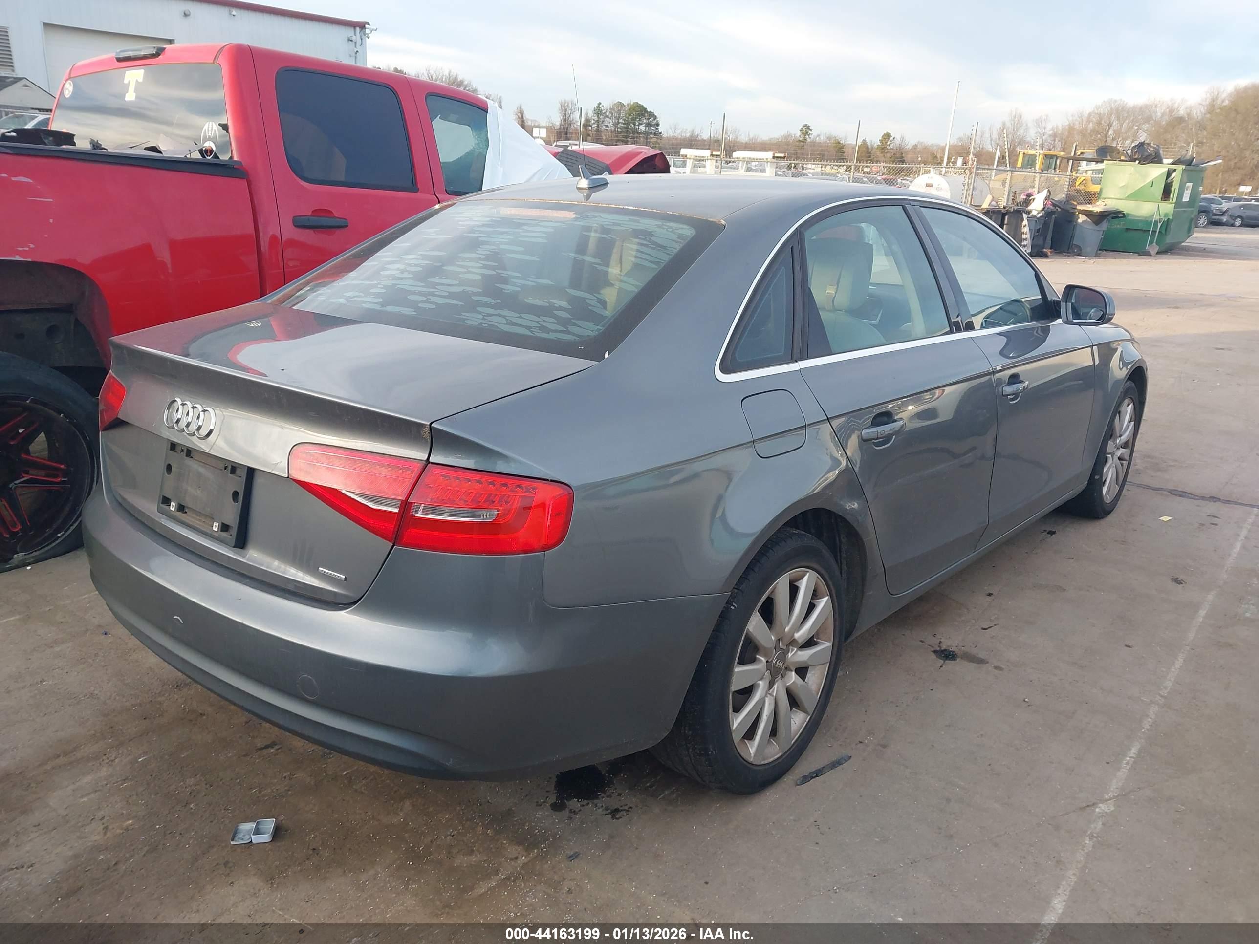 AUDI A4 image 4