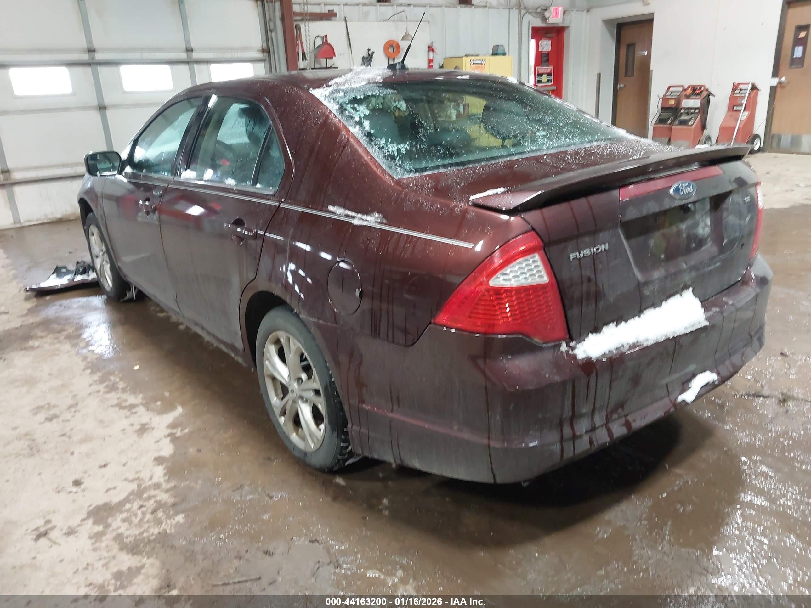 FORD FUSION image 3