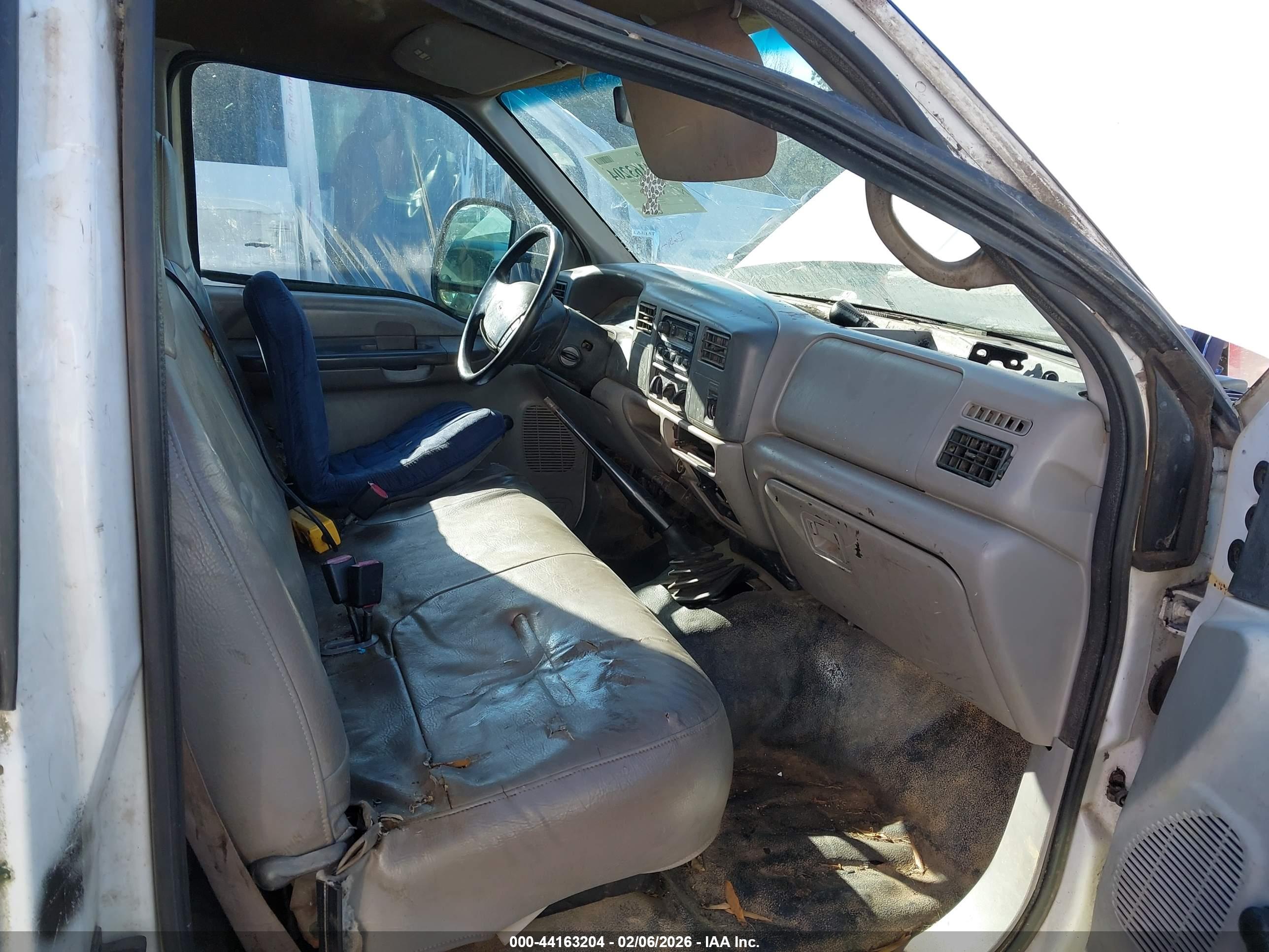 FORD F-350 image 7