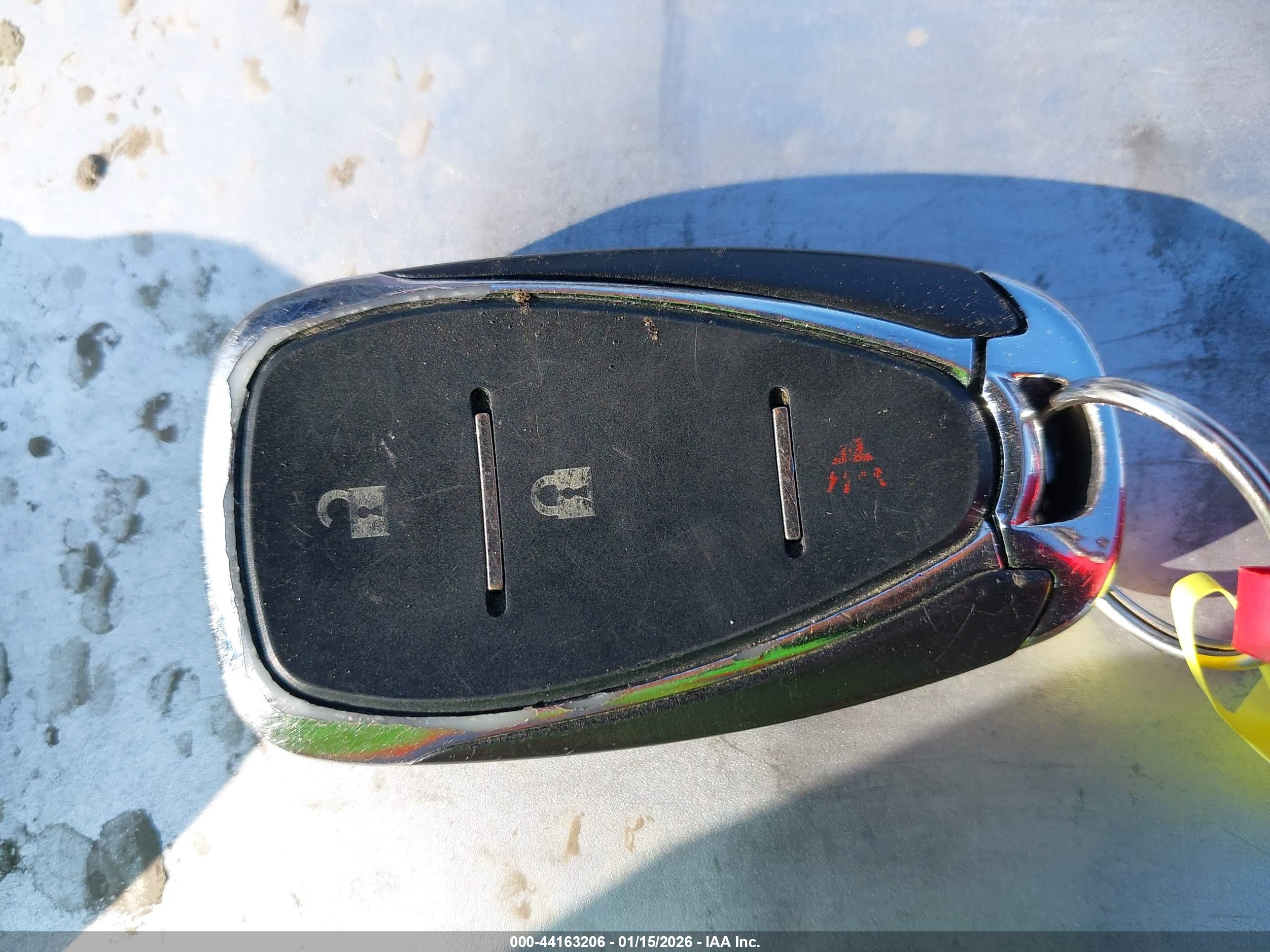 CHEVROLET EQUINOX image 11