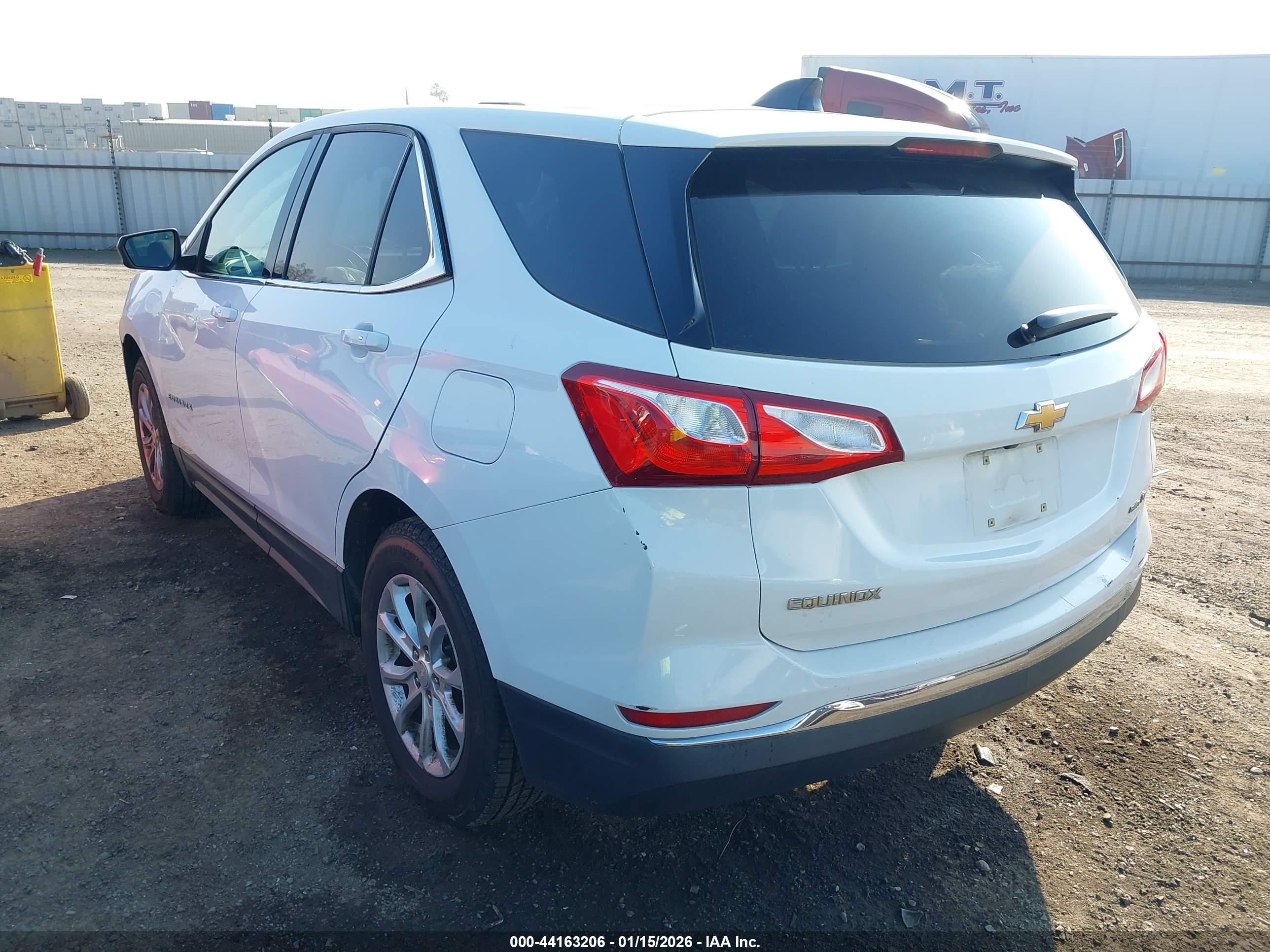 CHEVROLET EQUINOX image 3