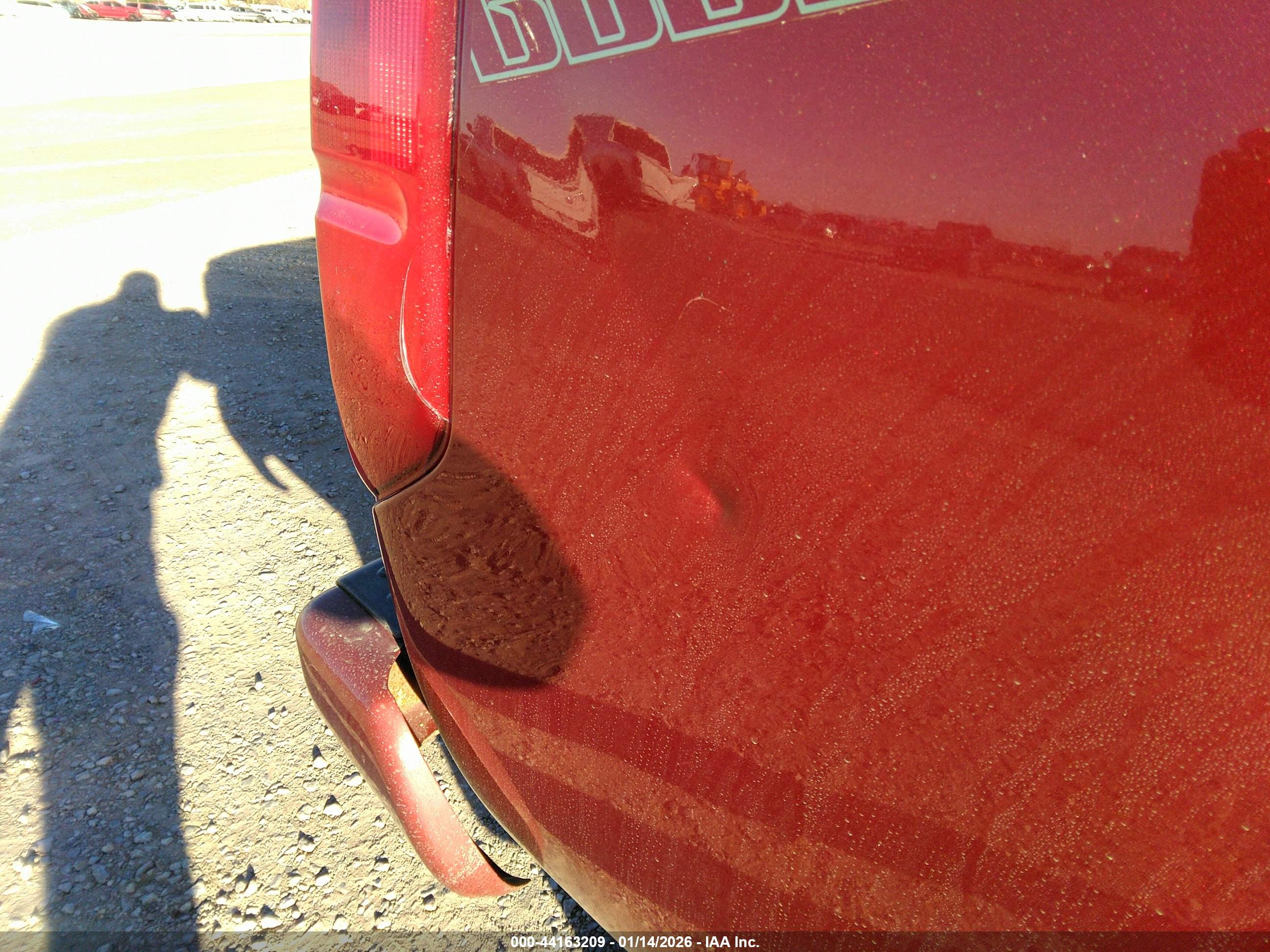 NISSAN FRONTIER image 6