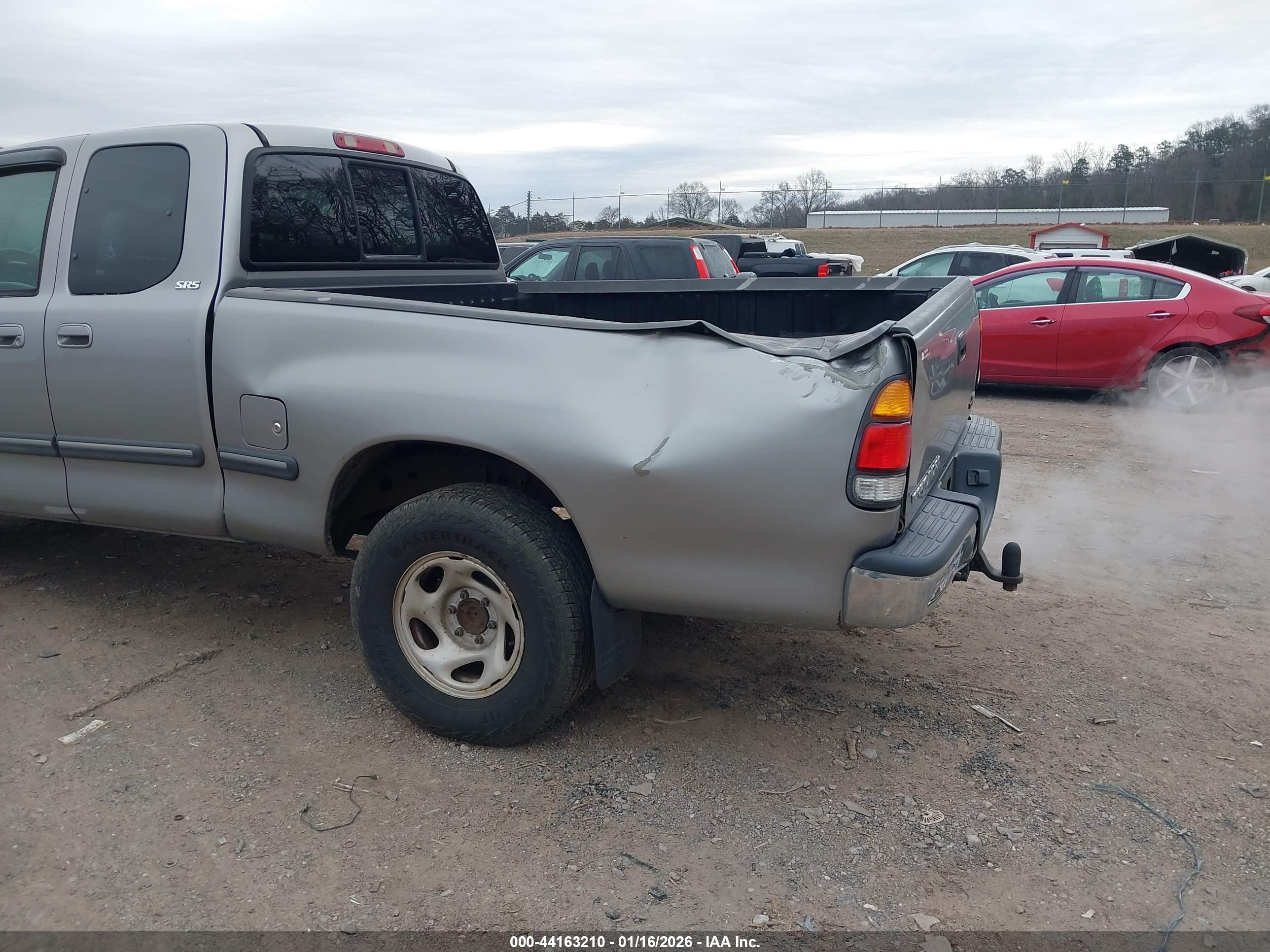 TOYOTA TUNDRA image 6