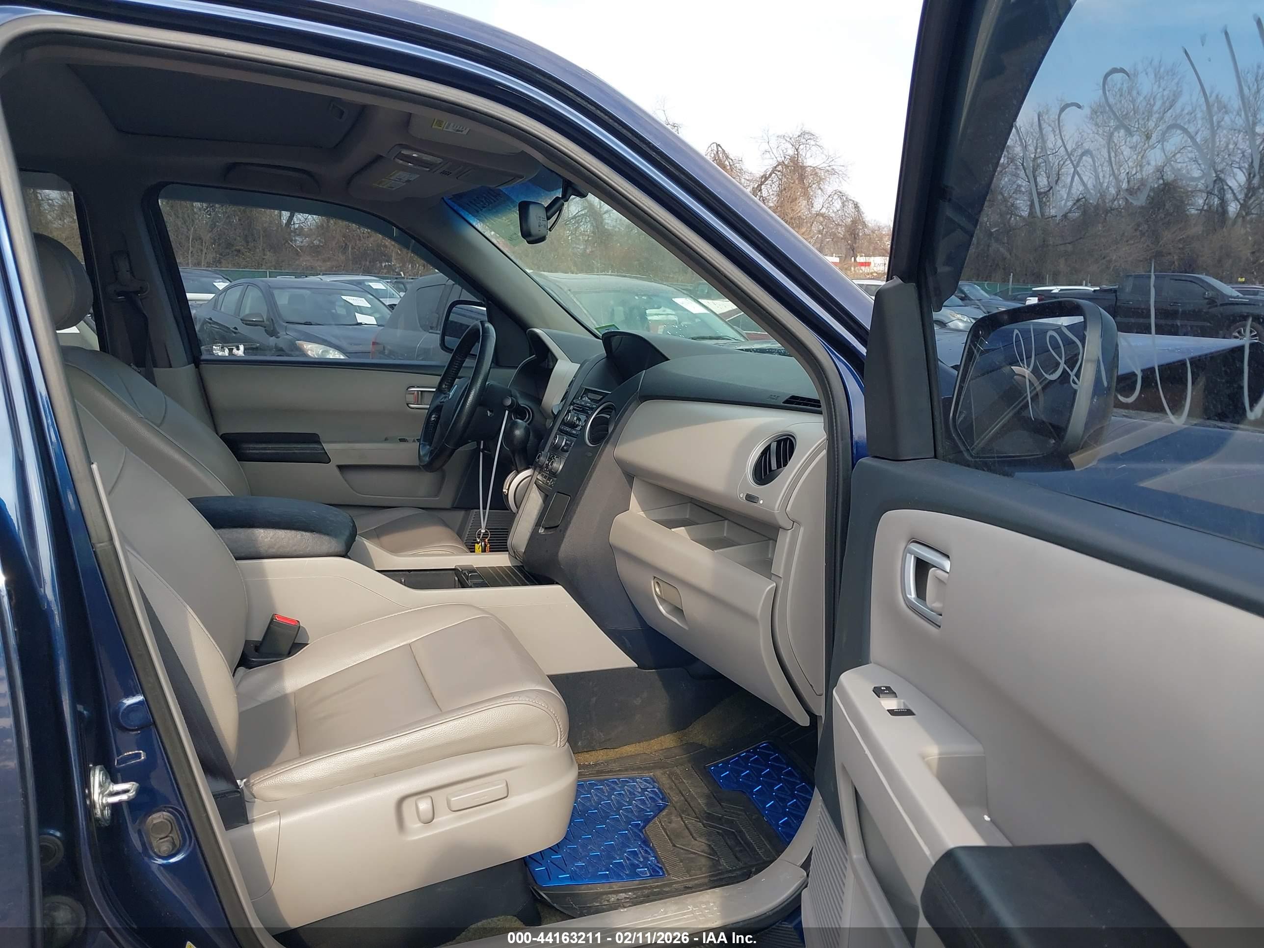 HONDA PILOT image 5