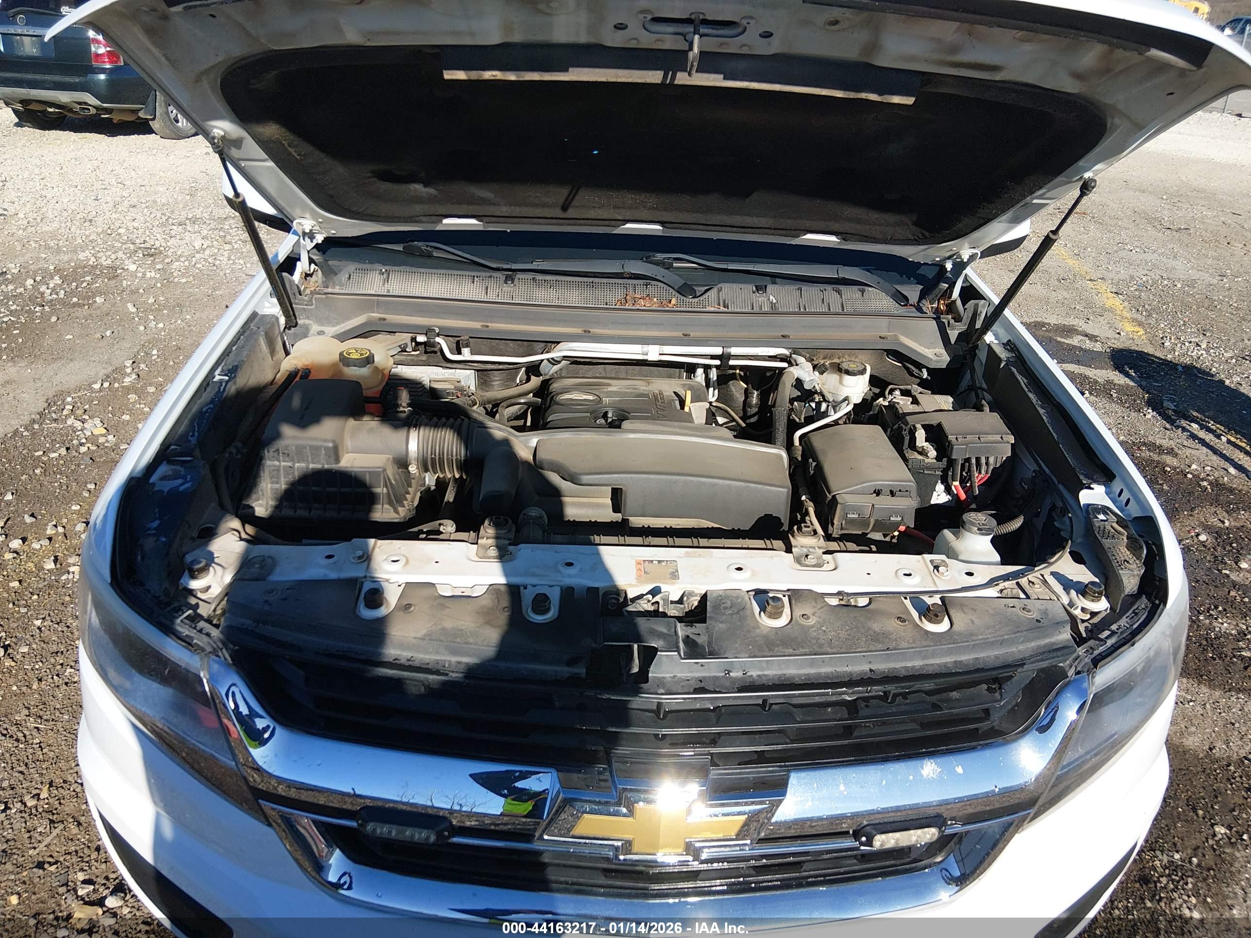 CHEVROLET COLORADO image 10