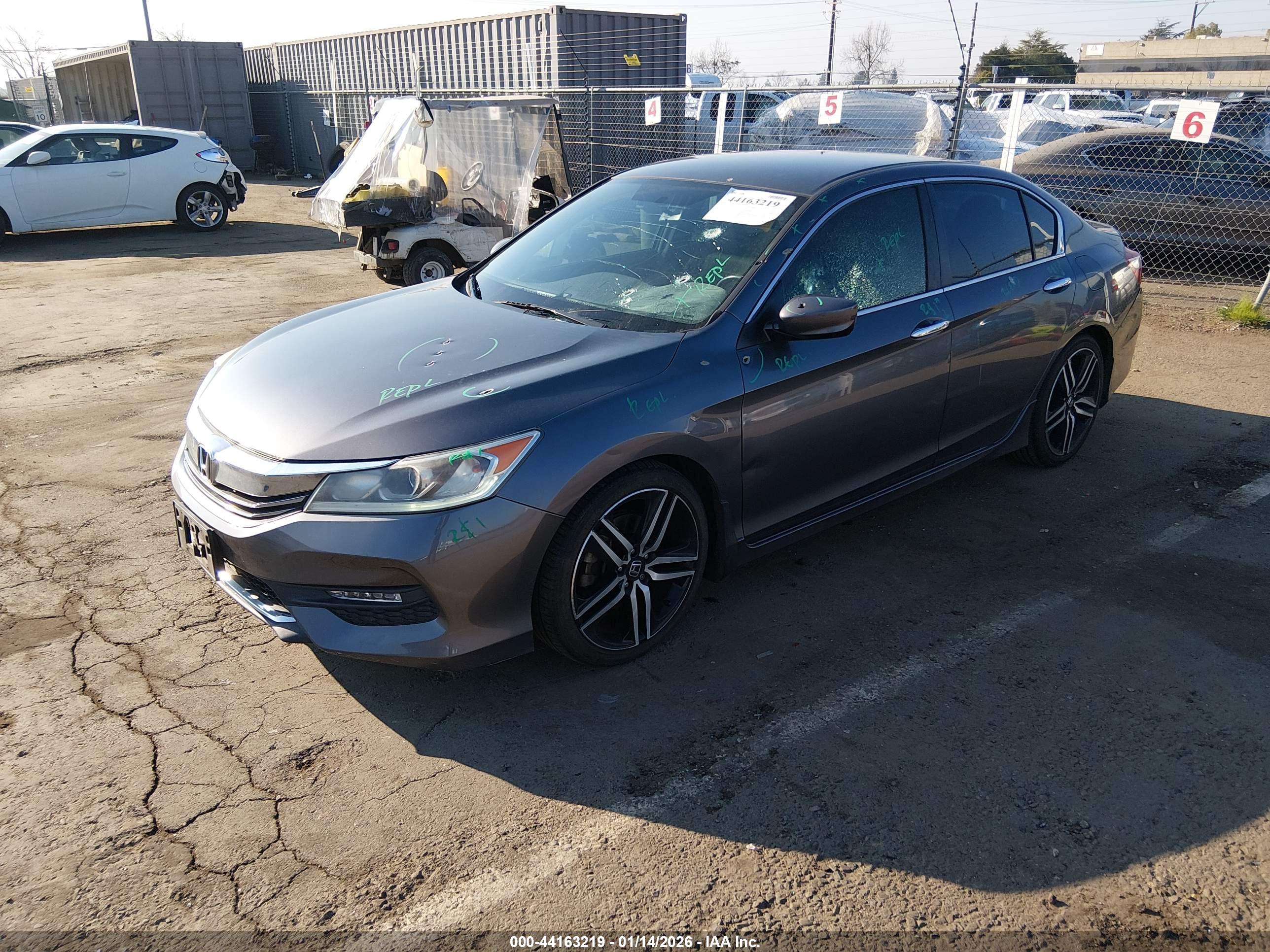 HONDA ACCORD image 2