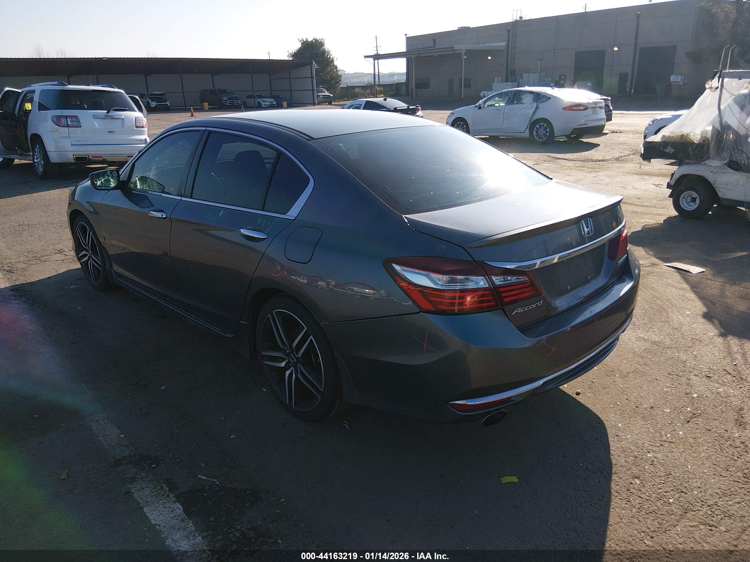 HONDA ACCORD image 3