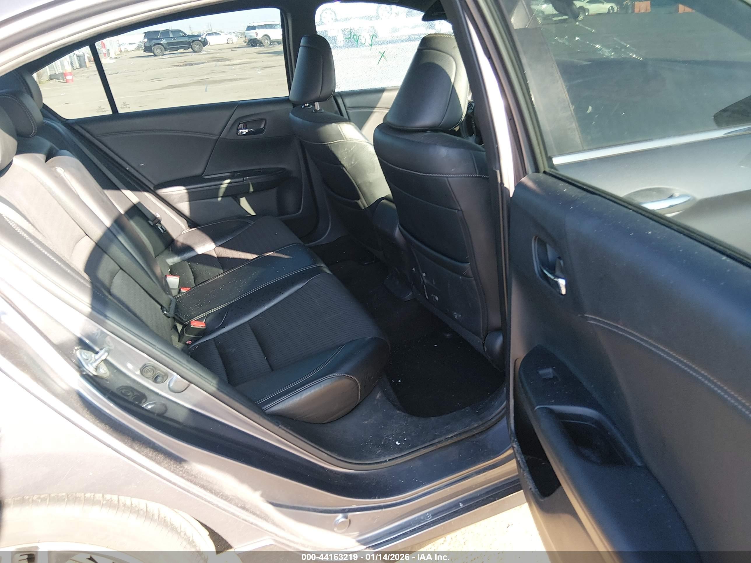 HONDA ACCORD image 8