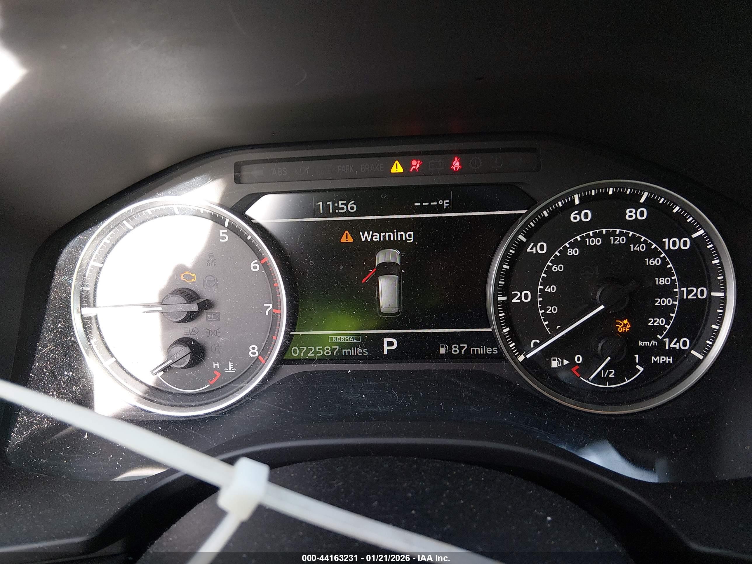 MITSUBISHI OUTLANDER image 7