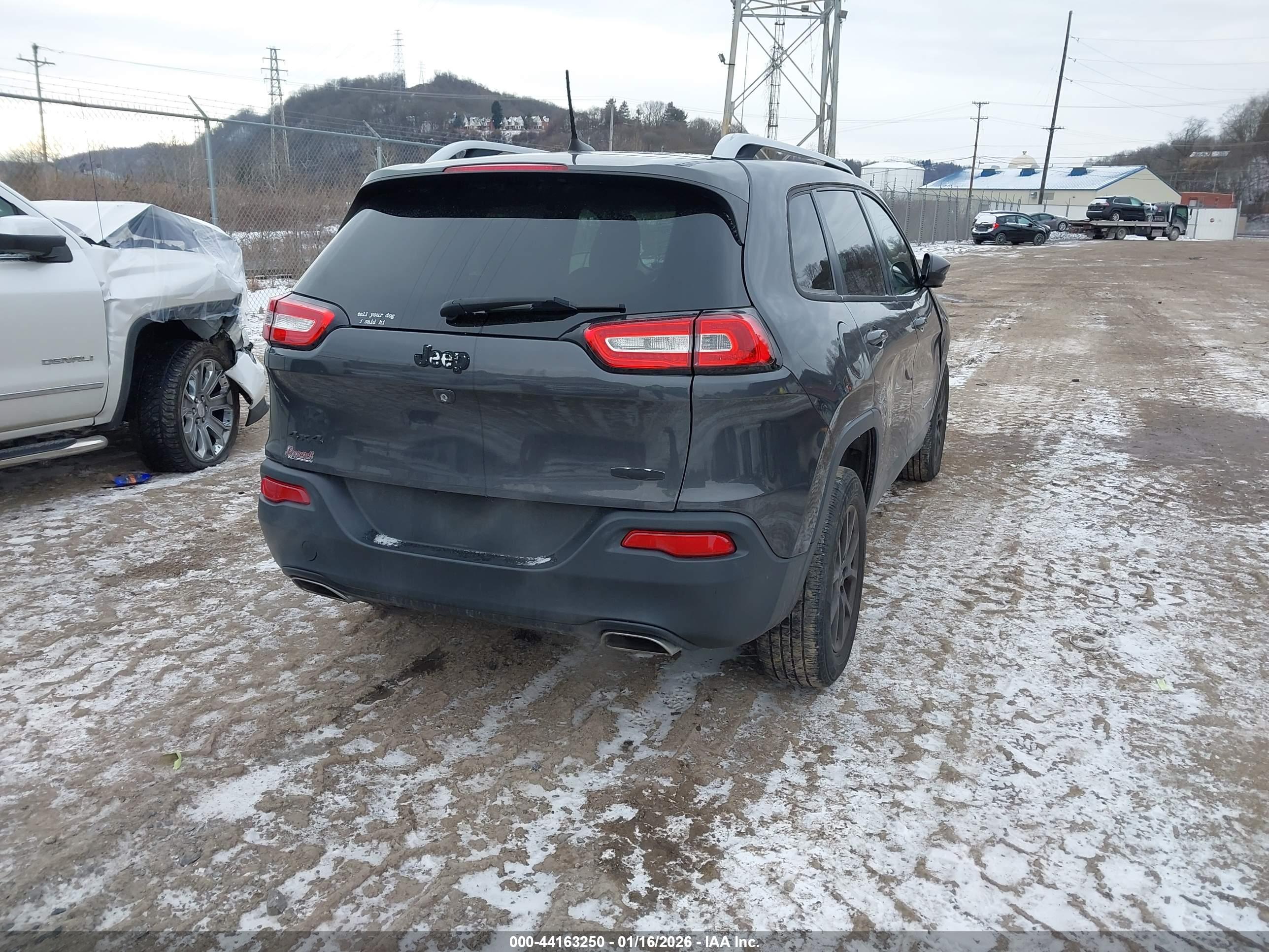 JEEP CHEROKEE image 4