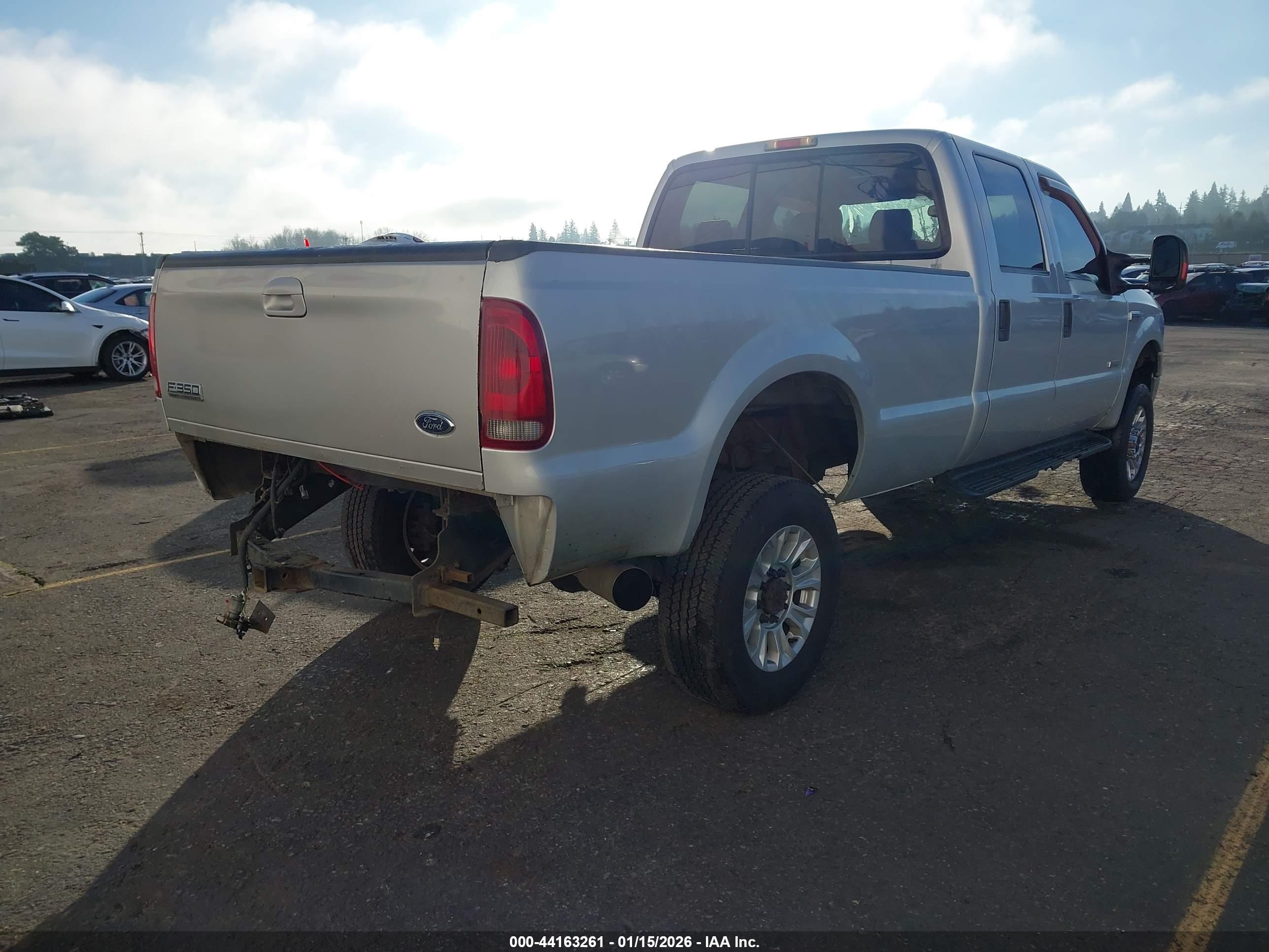 FORD F-350 image 4