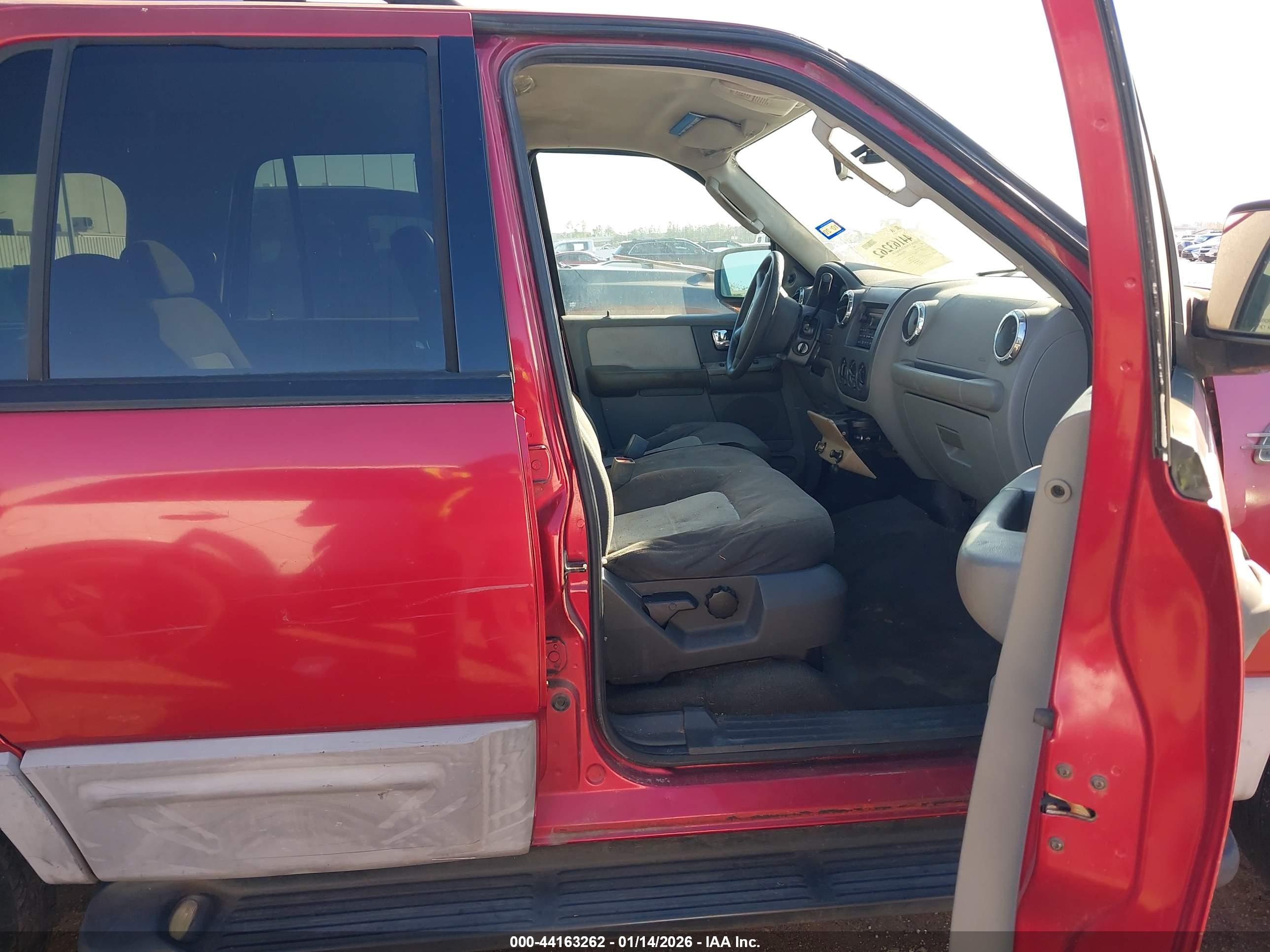 FORD EXPEDITION image 5