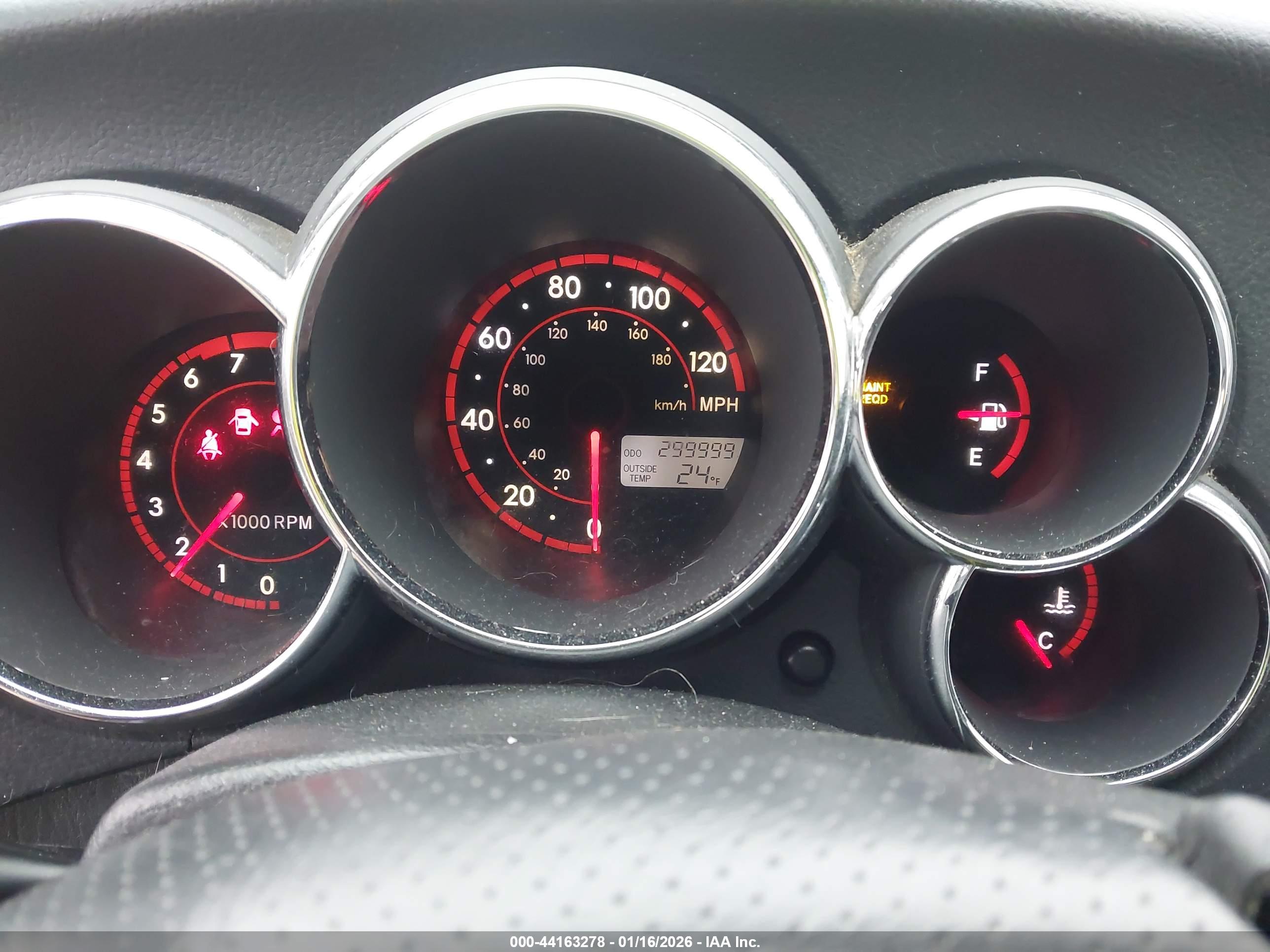 TOYOTA MATRIX image 7