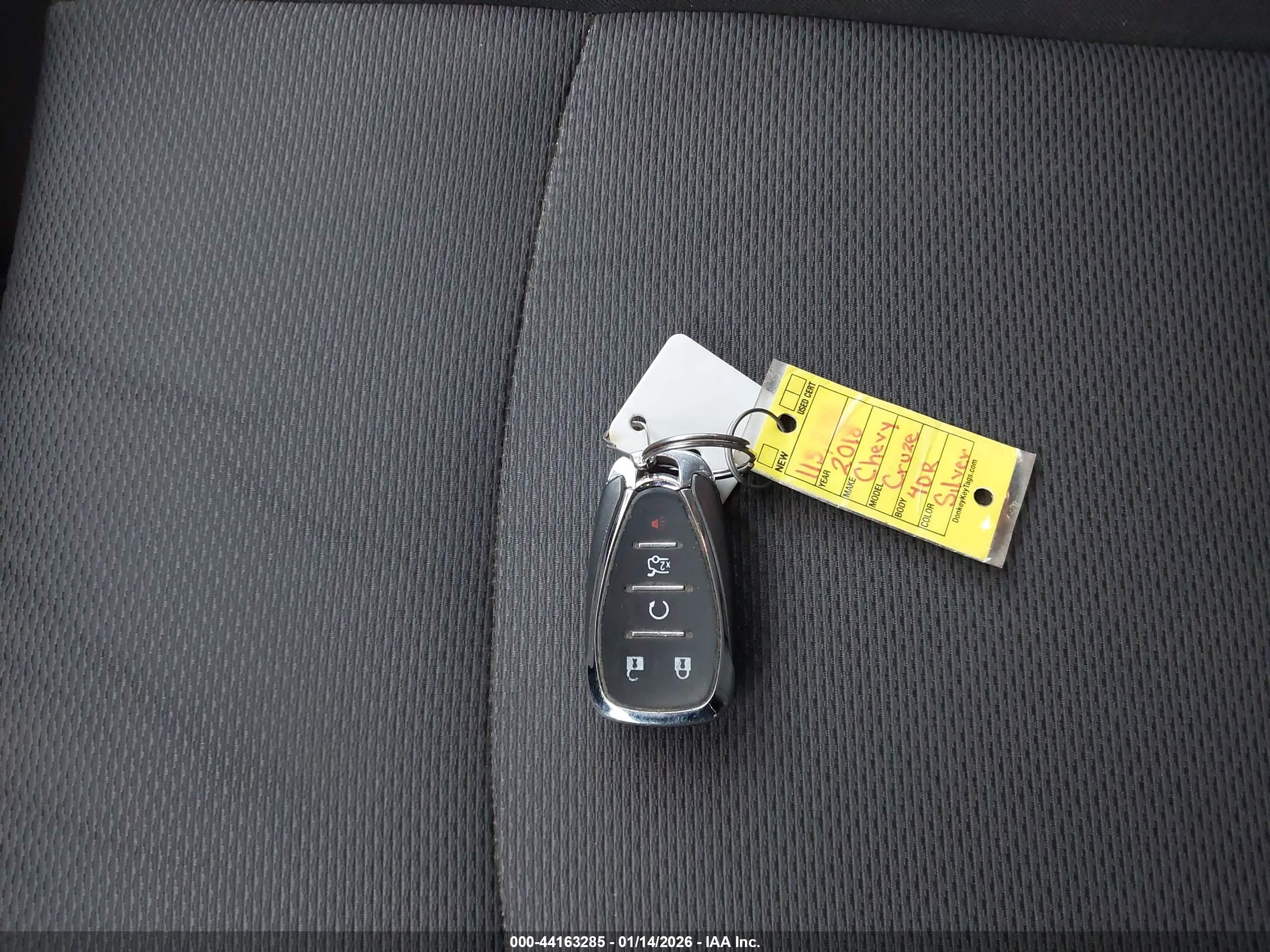 CHEVROLET CRUZE image 11