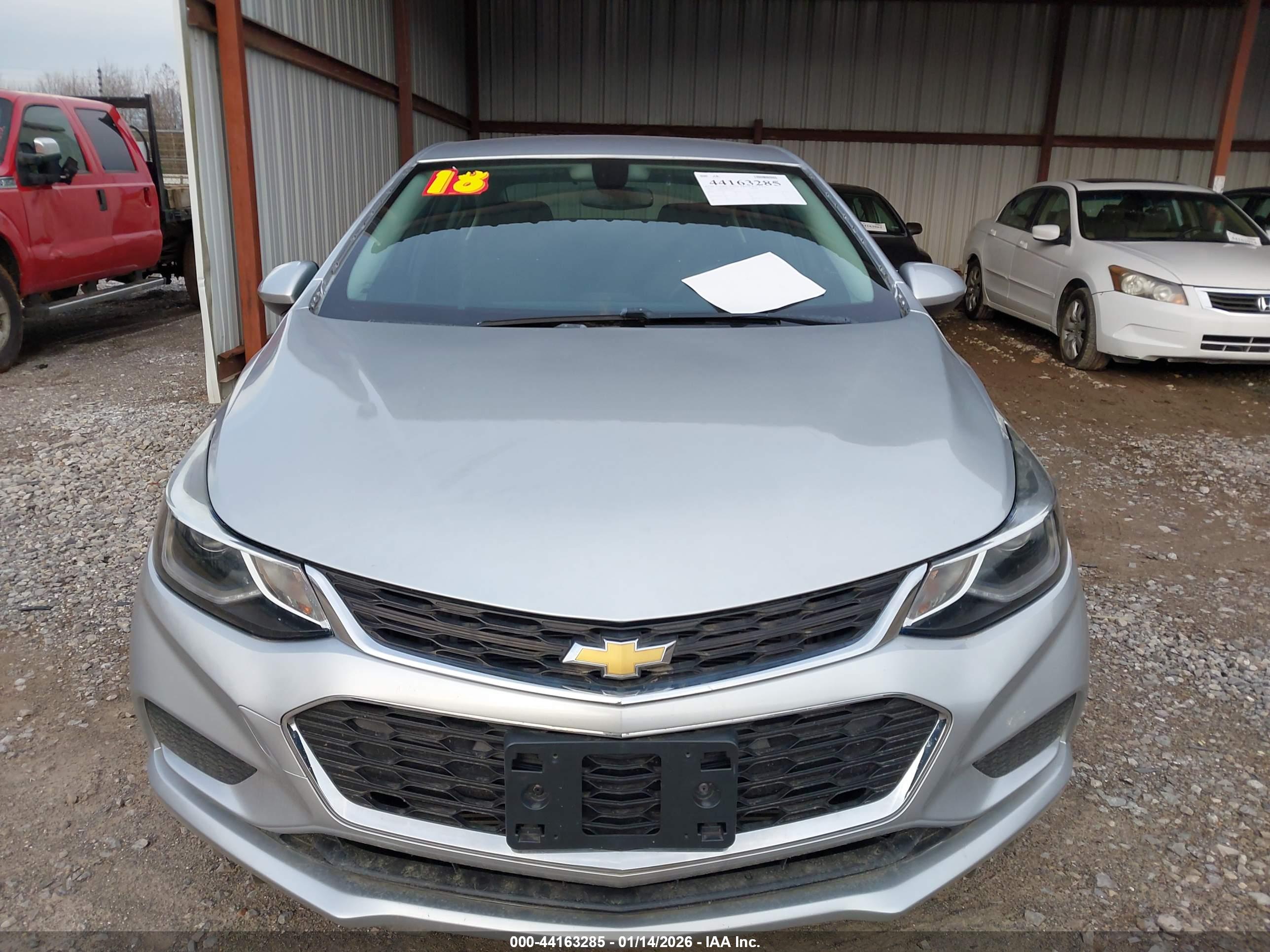 CHEVROLET CRUZE image 6