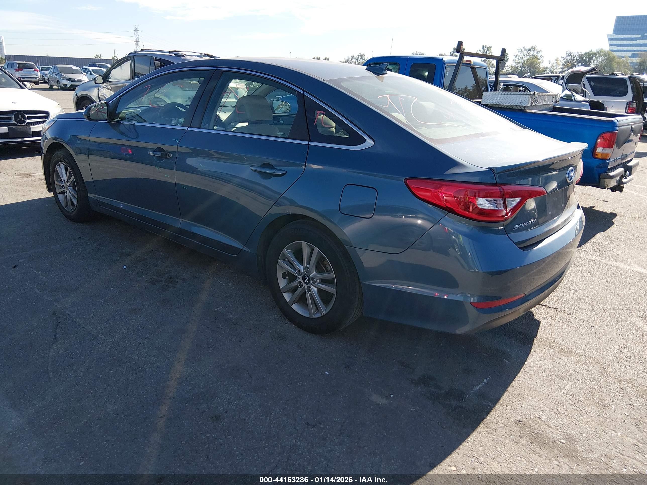 HYUNDAI SONATA image 3