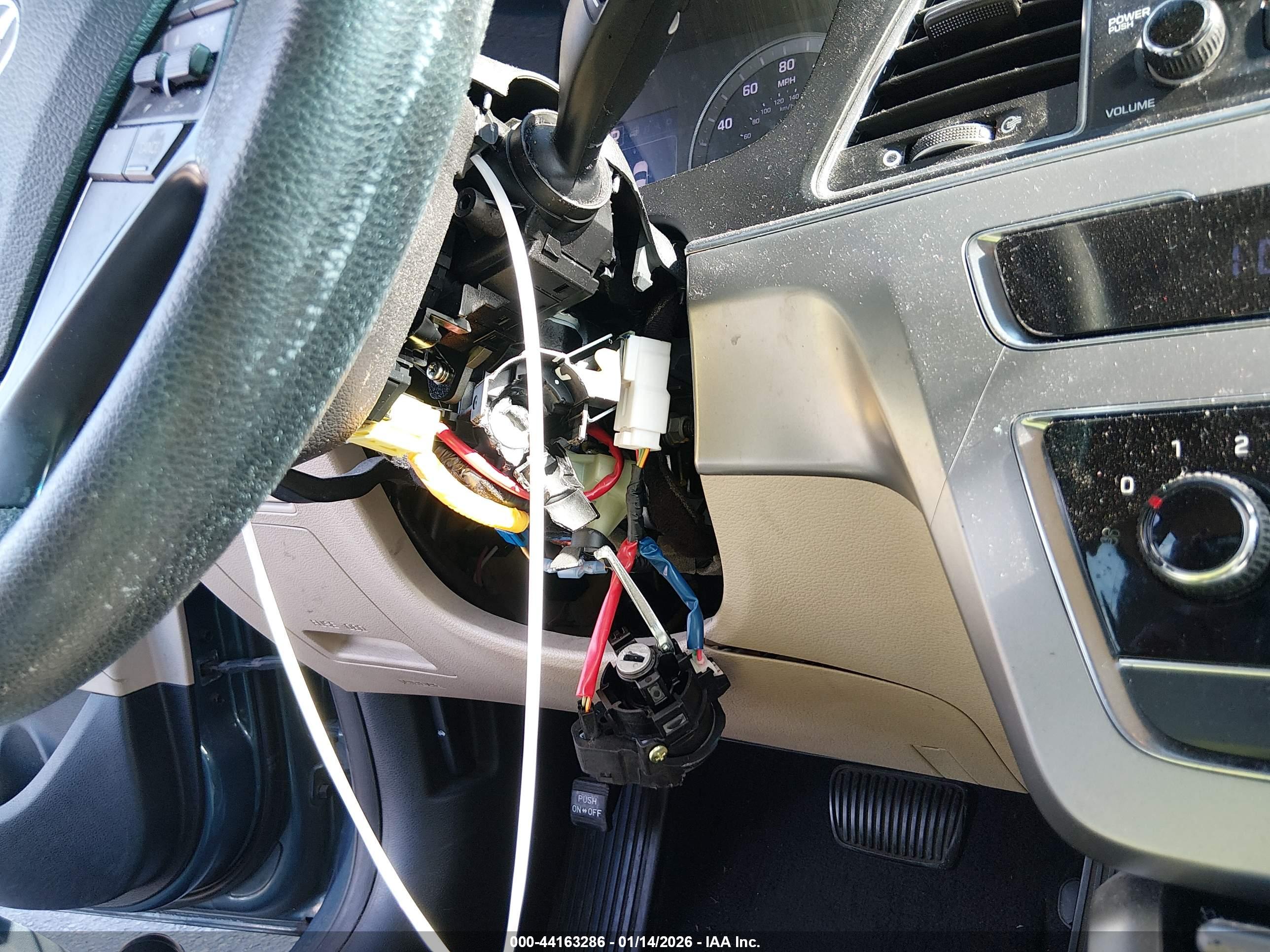 HYUNDAI SONATA image 6