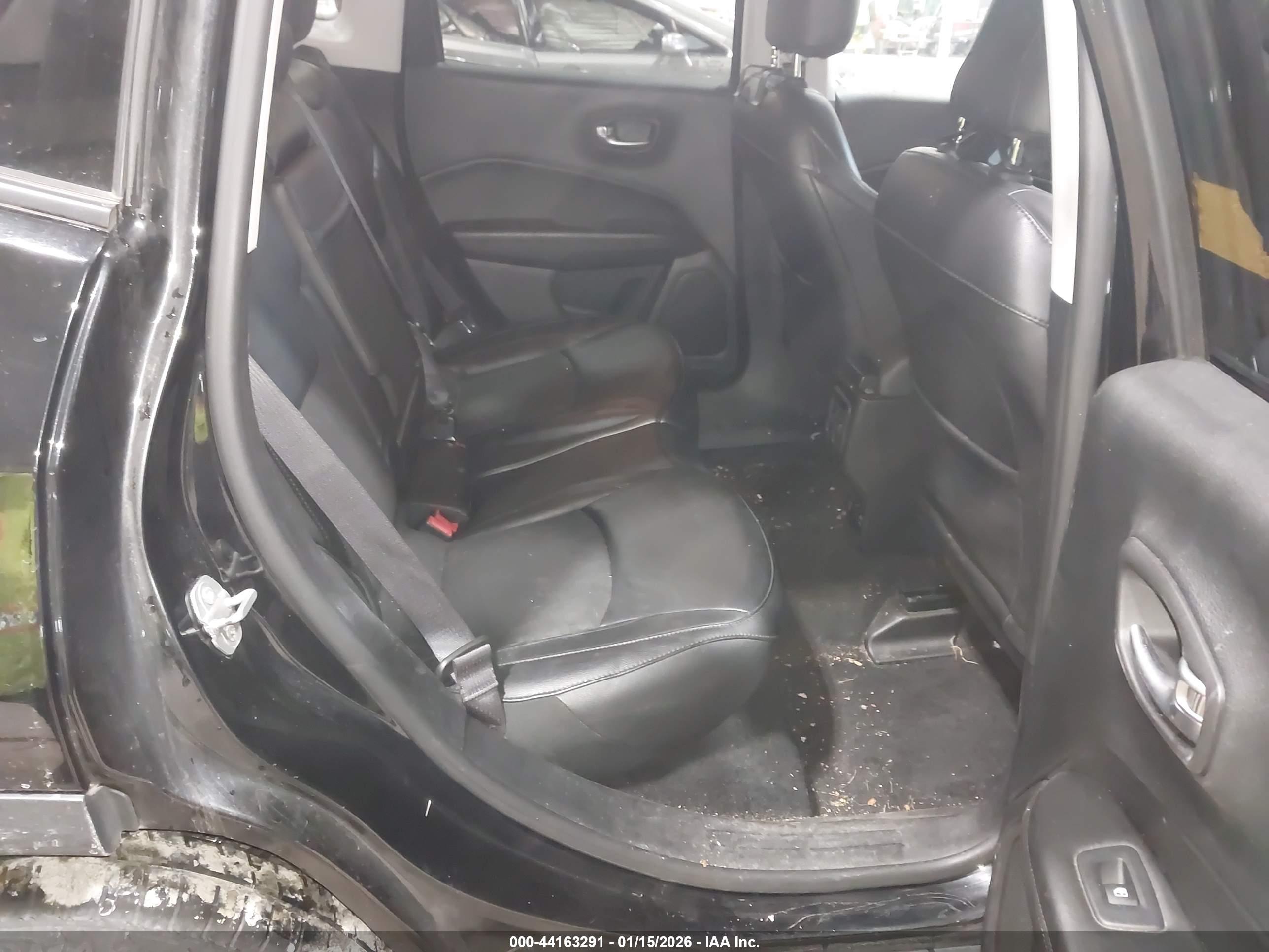 JEEP COMPASS image 8