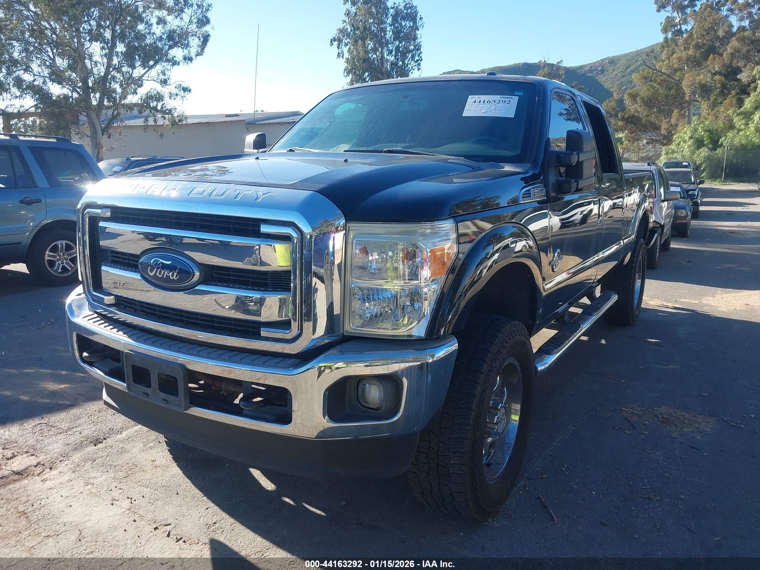 FORD F-350 image 2