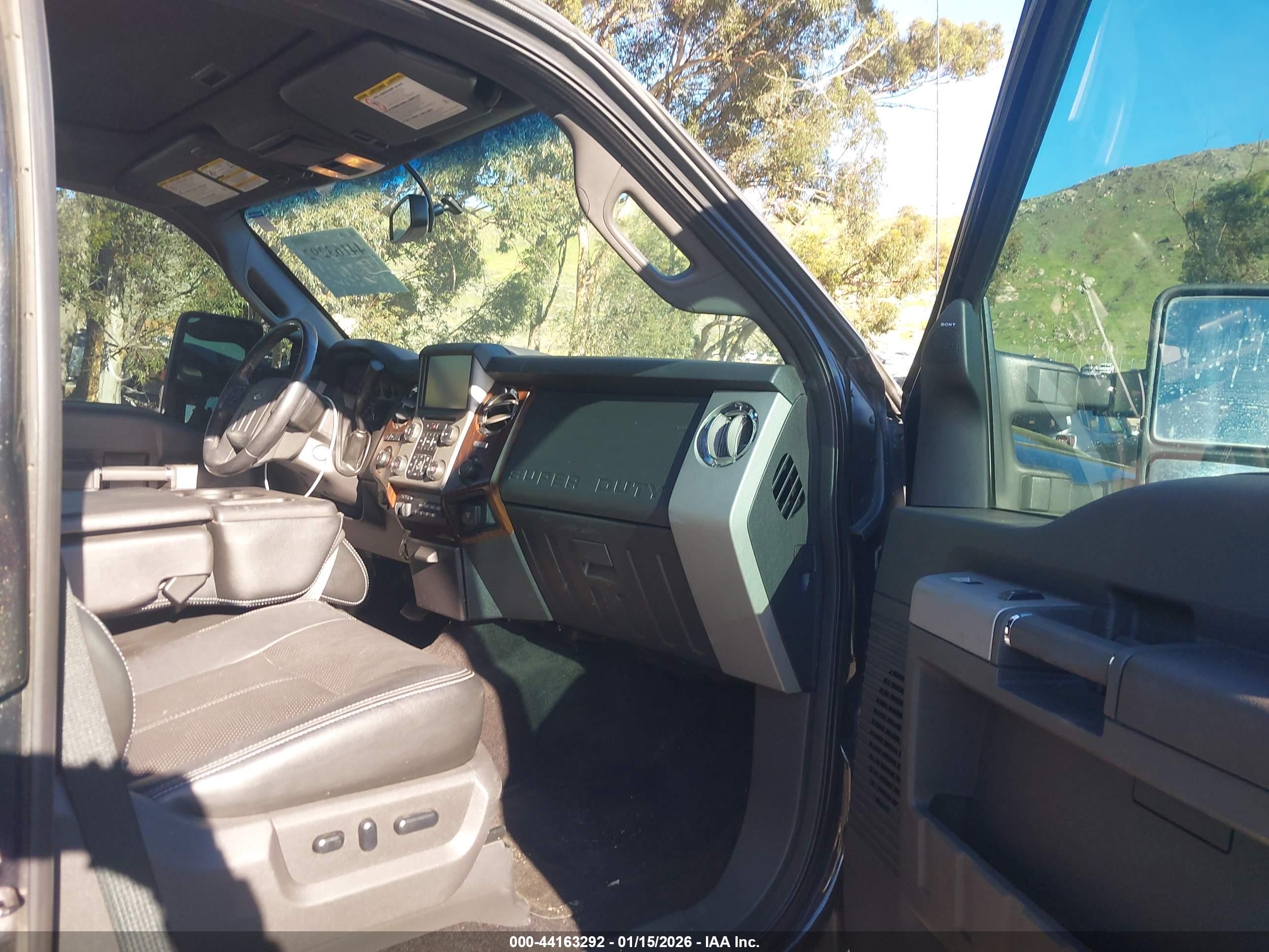 FORD F-350 image 8