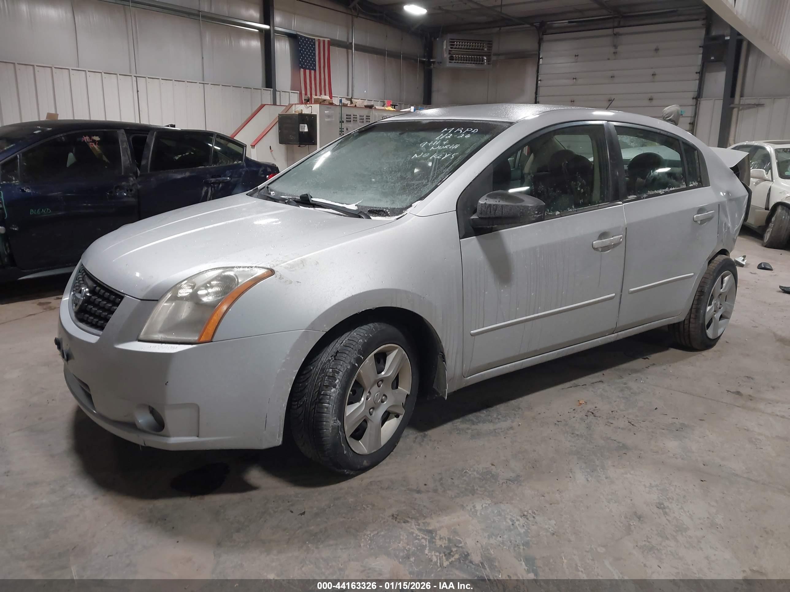 NISSAN SENTRA image 2