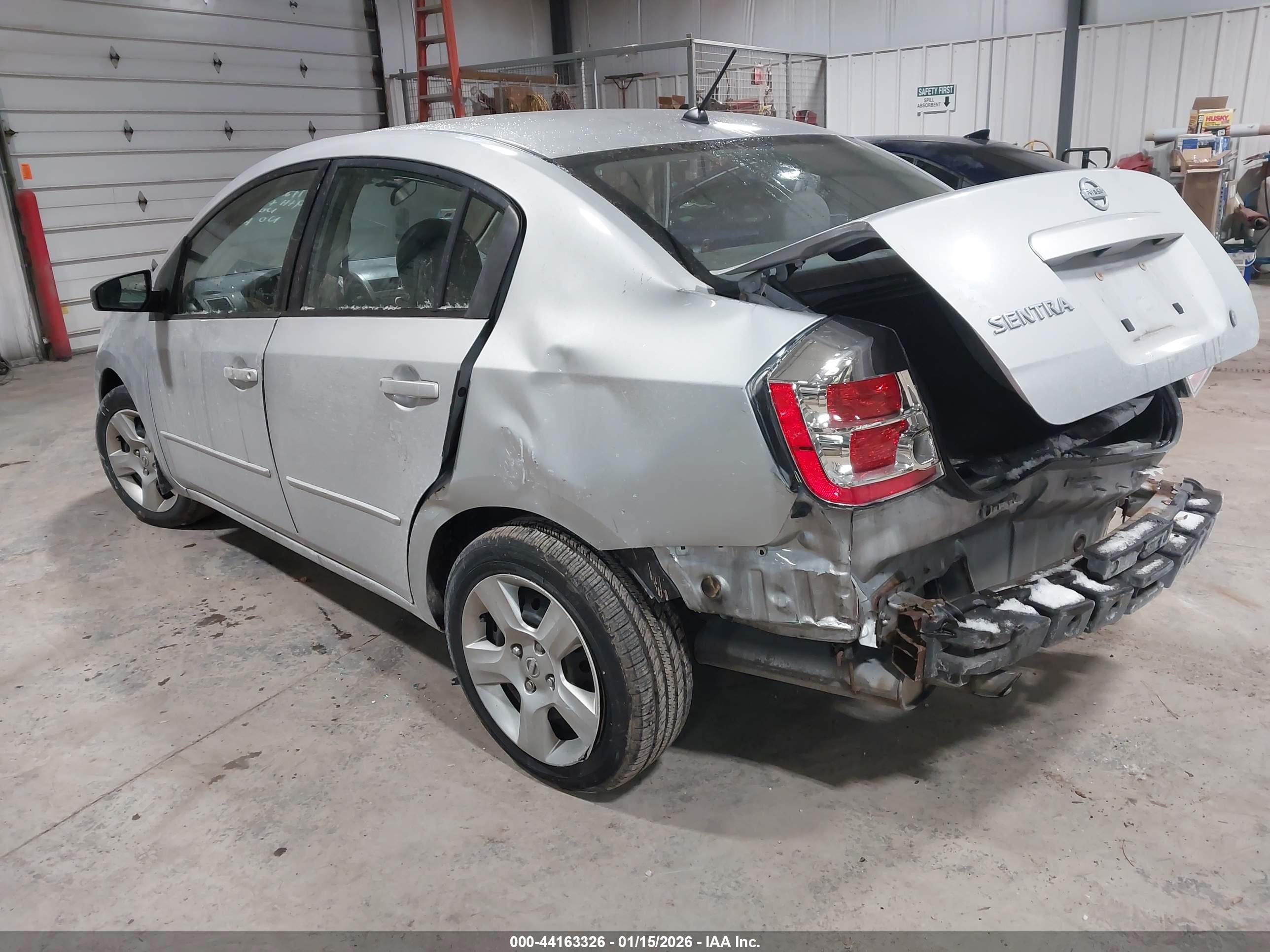 NISSAN SENTRA image 3