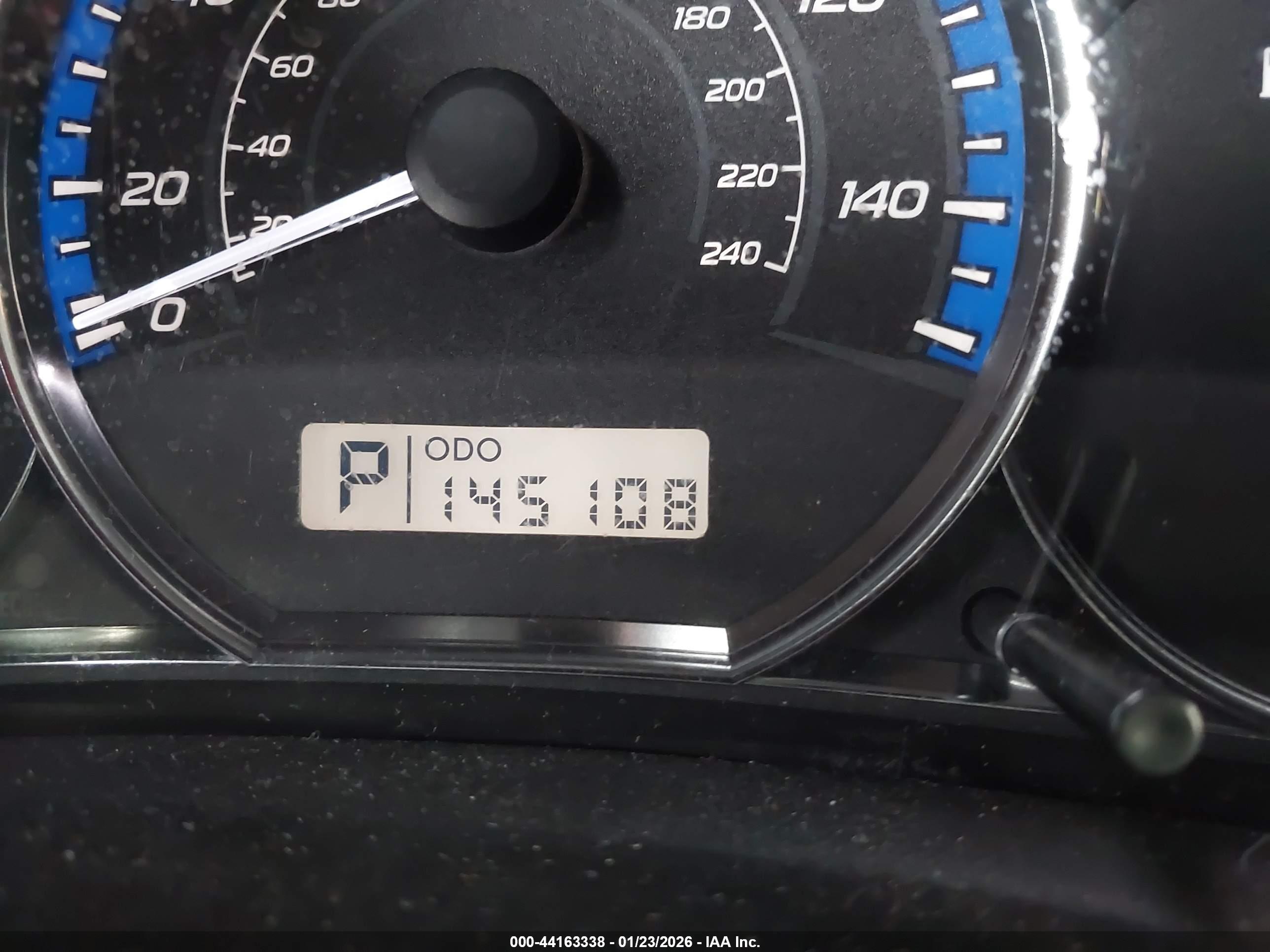 SUBARU FORESTER image 7