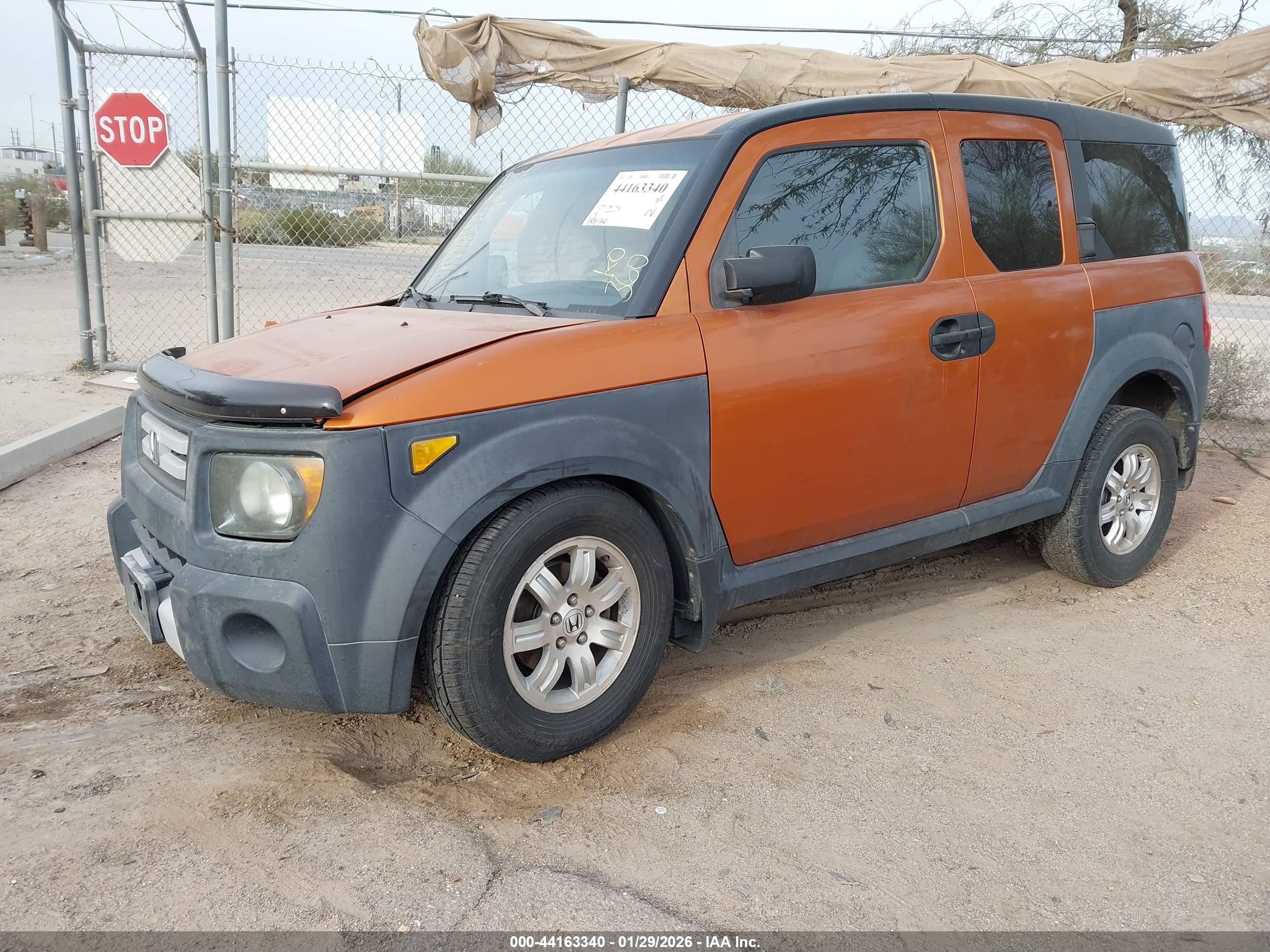 HONDA ELEMENT image 2