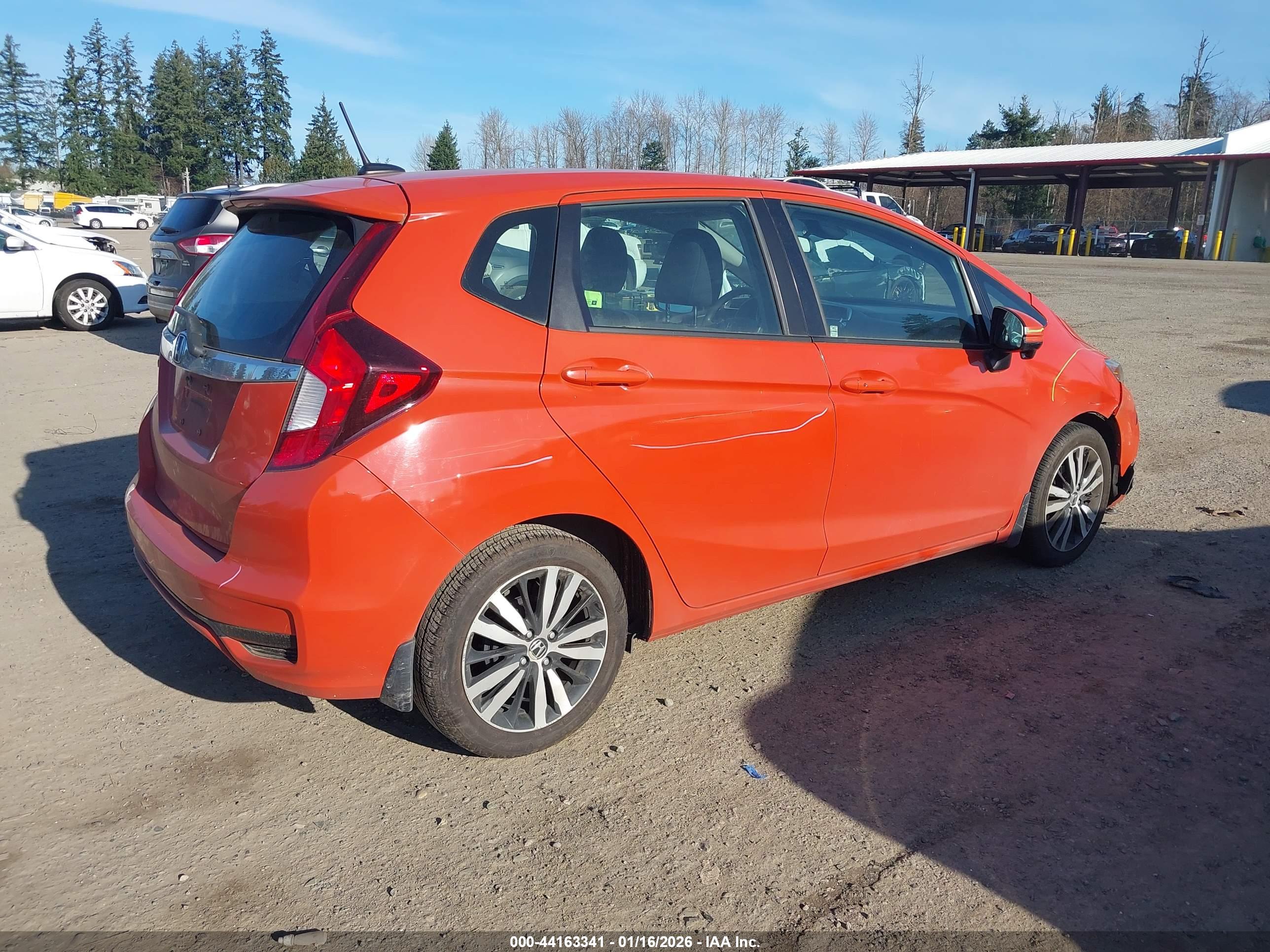 HONDA FIT image 4