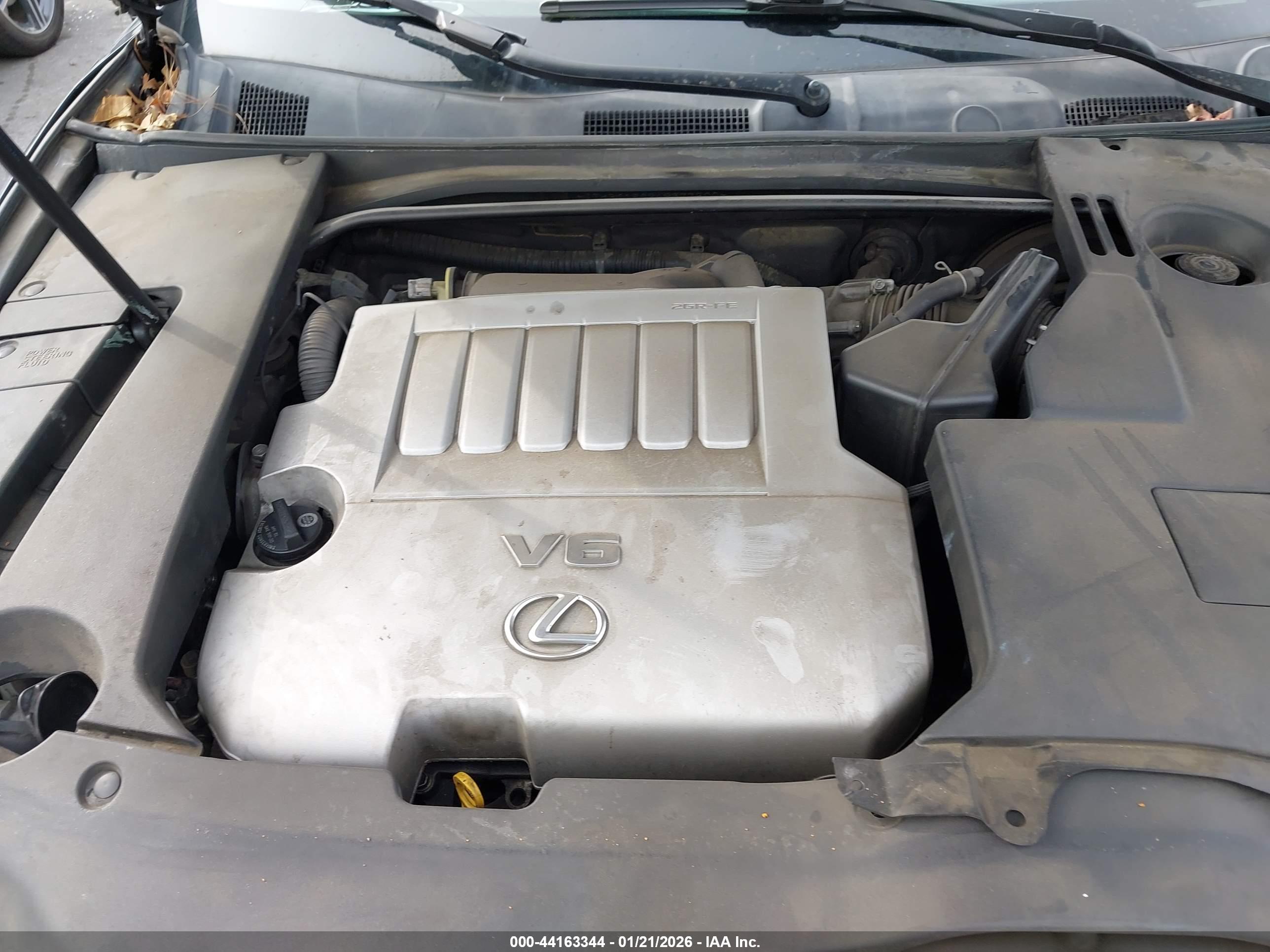 LEXUS ES image 10
