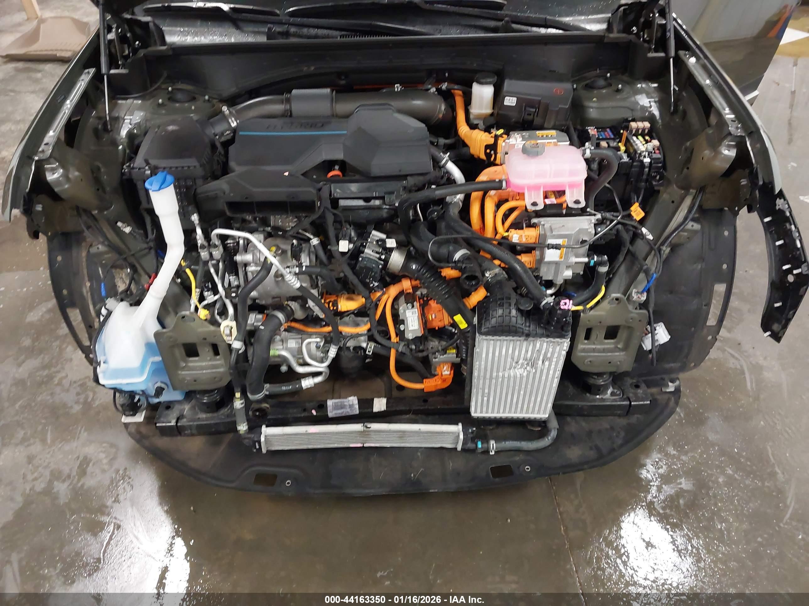 HYUNDAI SANTA image 10