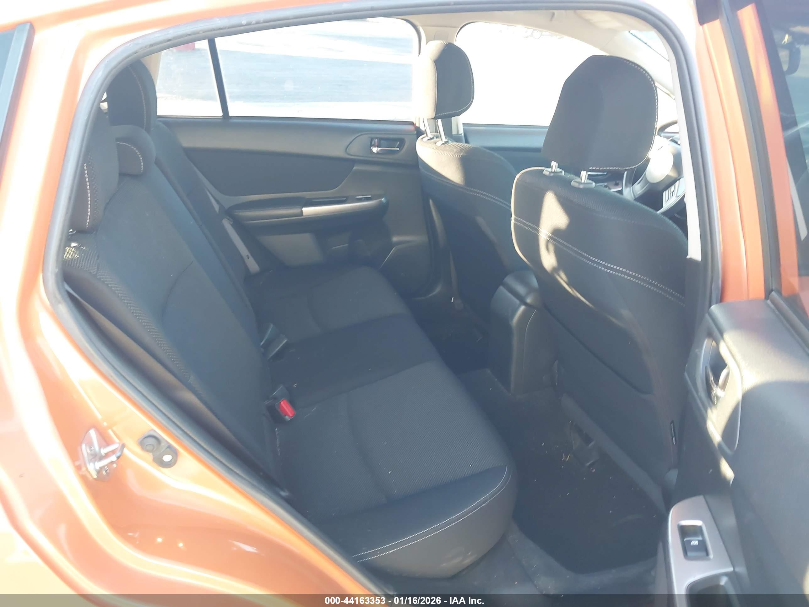 SUBARU XV image 8