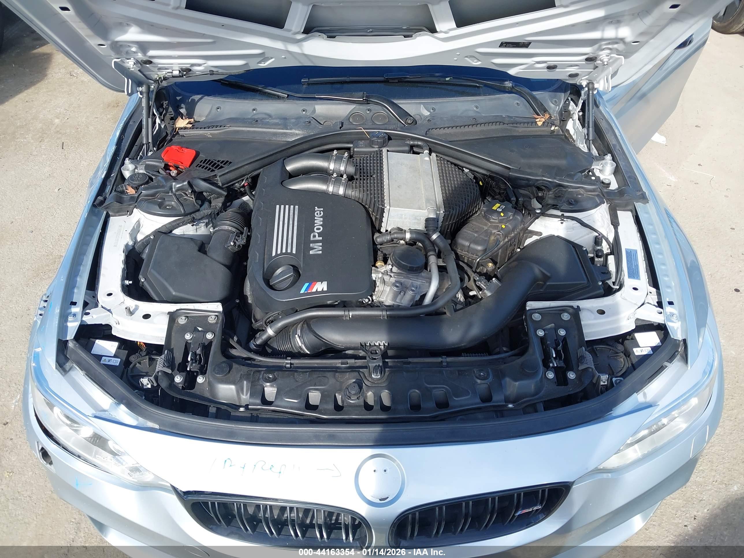 BMW M4 image 10