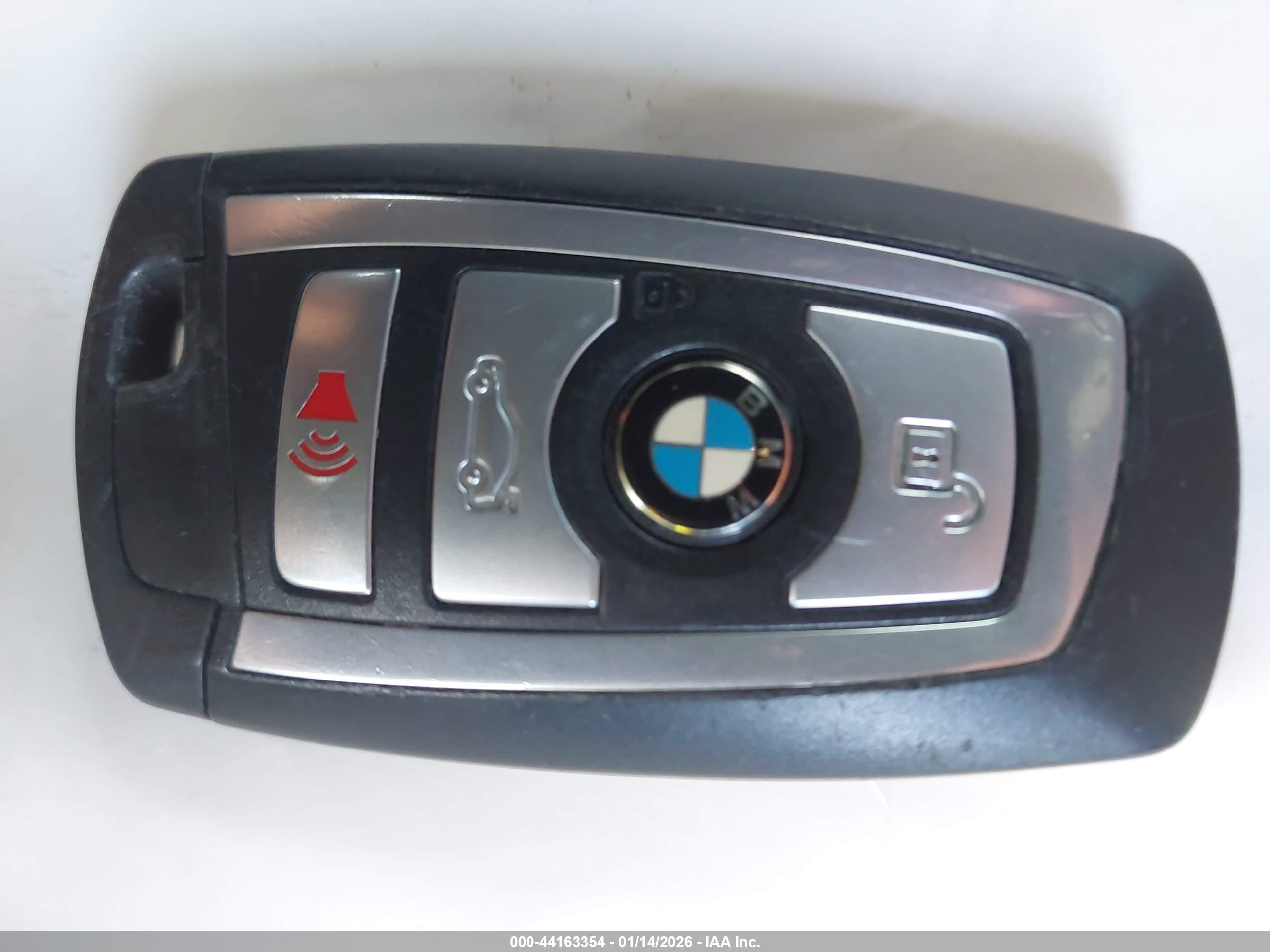 BMW M4 image 11