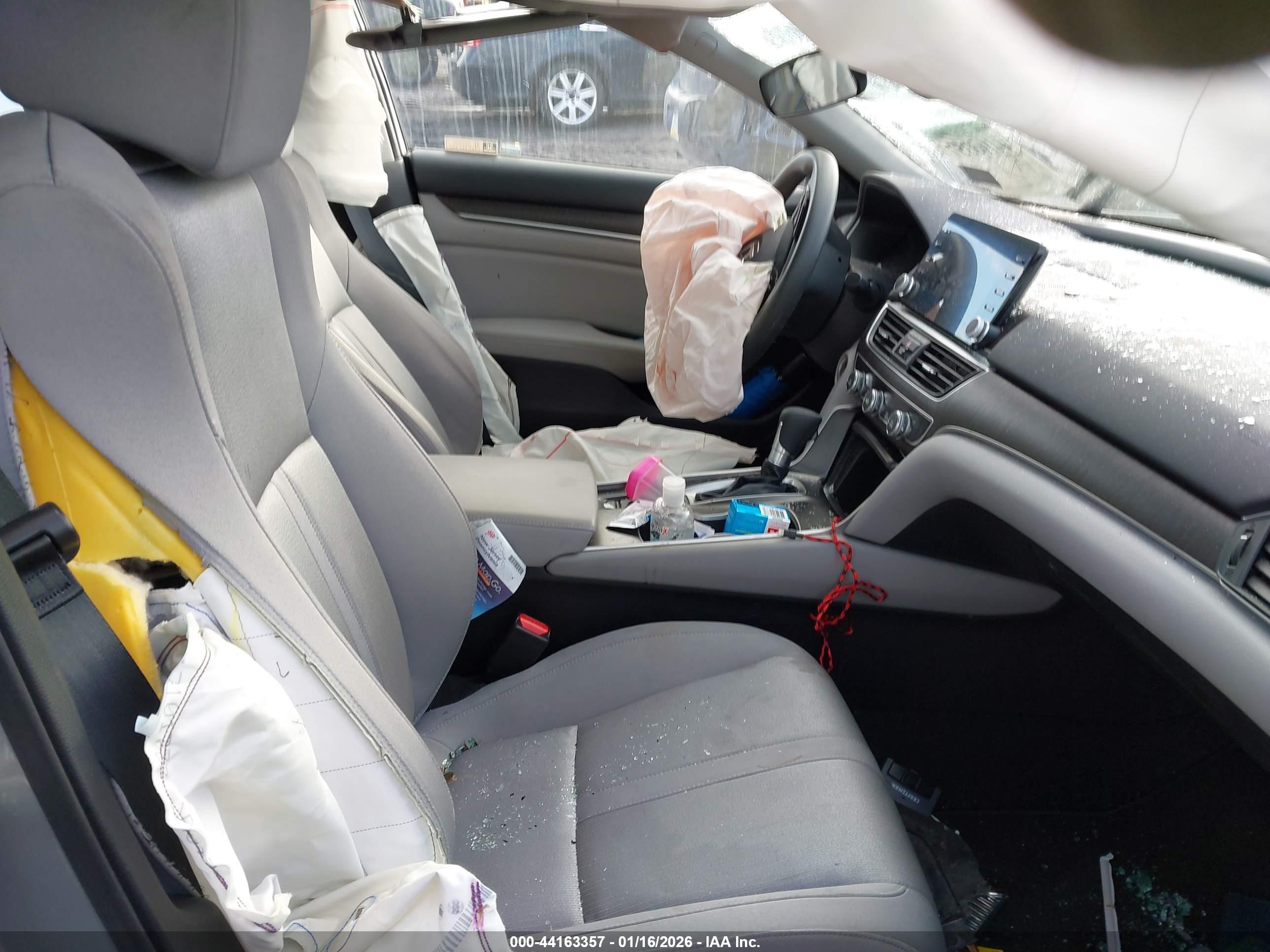 HONDA ACCORD image 5