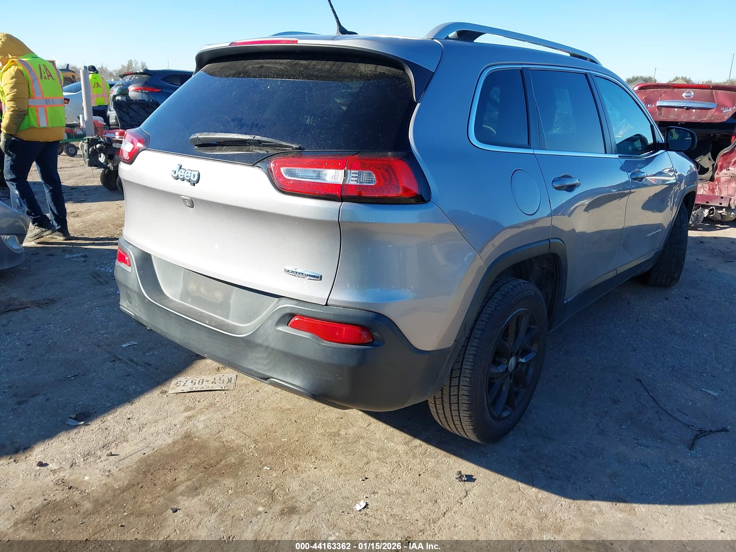 JEEP CHEROKEE image 4