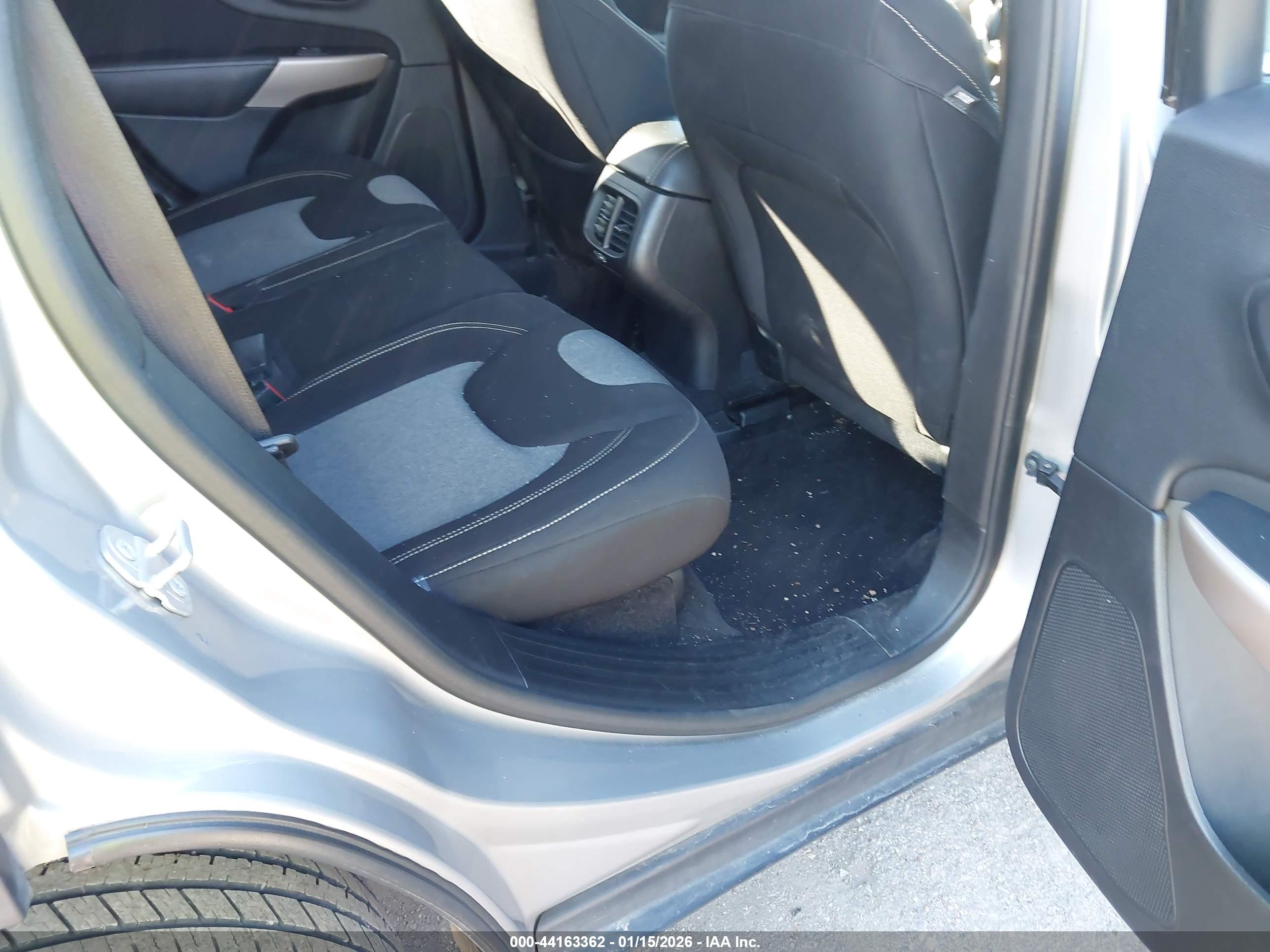 JEEP CHEROKEE image 8
