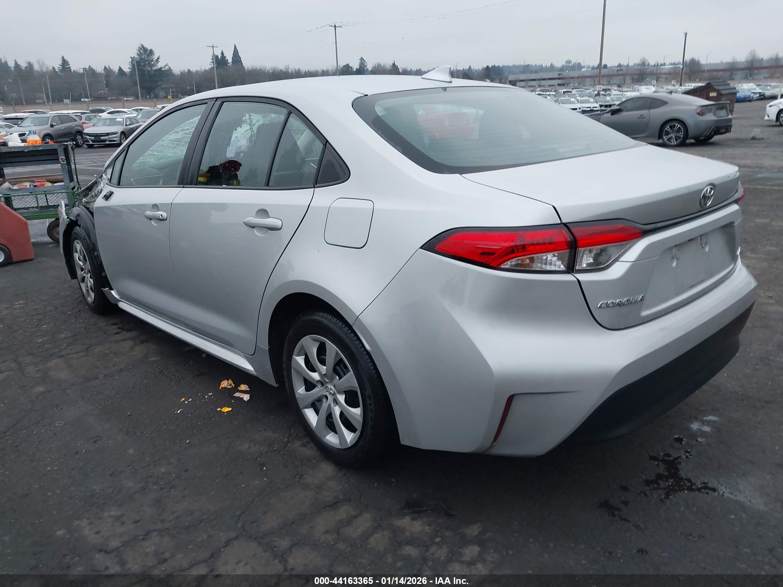 TOYOTA COROLLA image 3